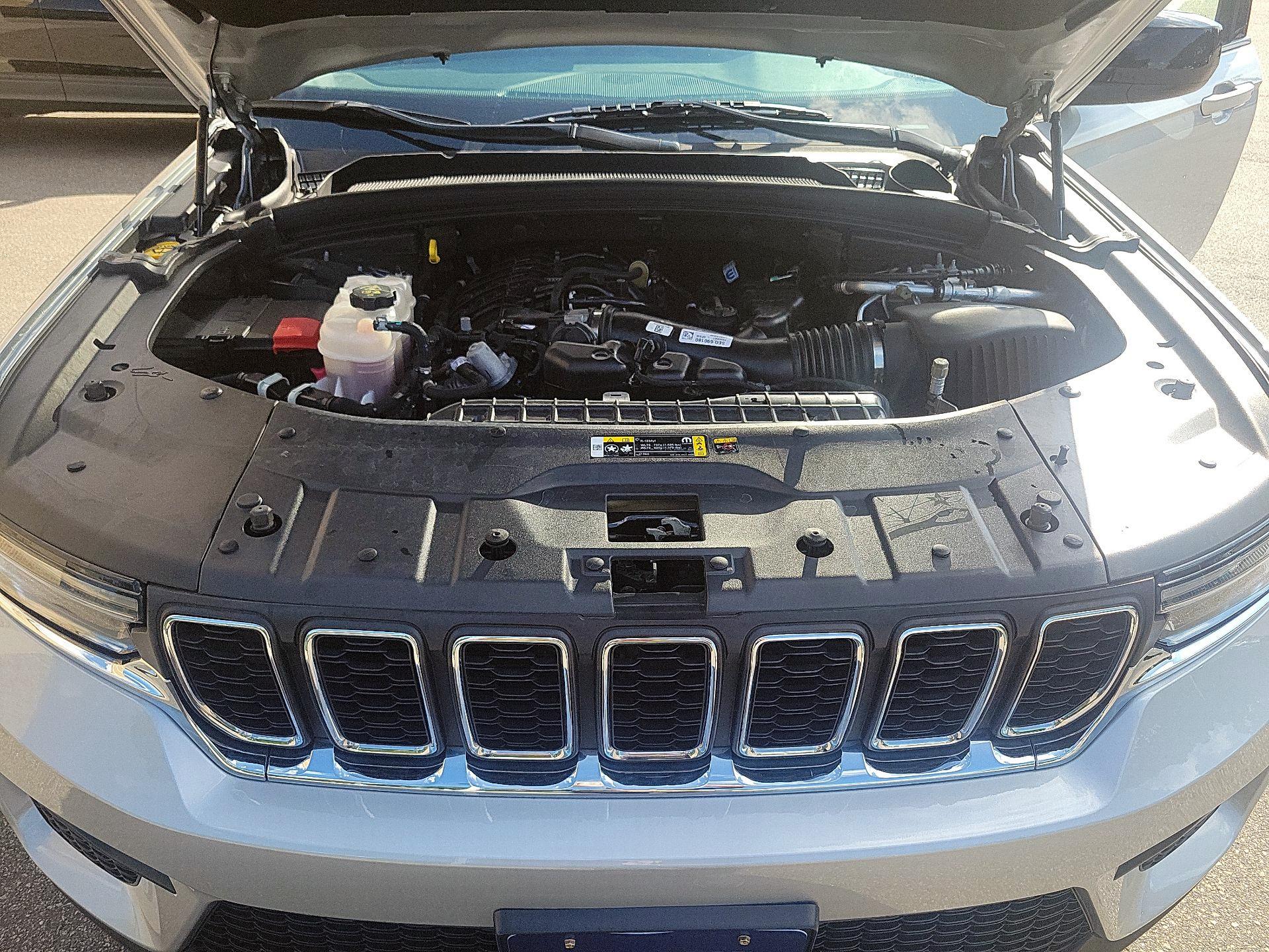 Thumbnail: 2023 Jeep Grand Cherokee - 20