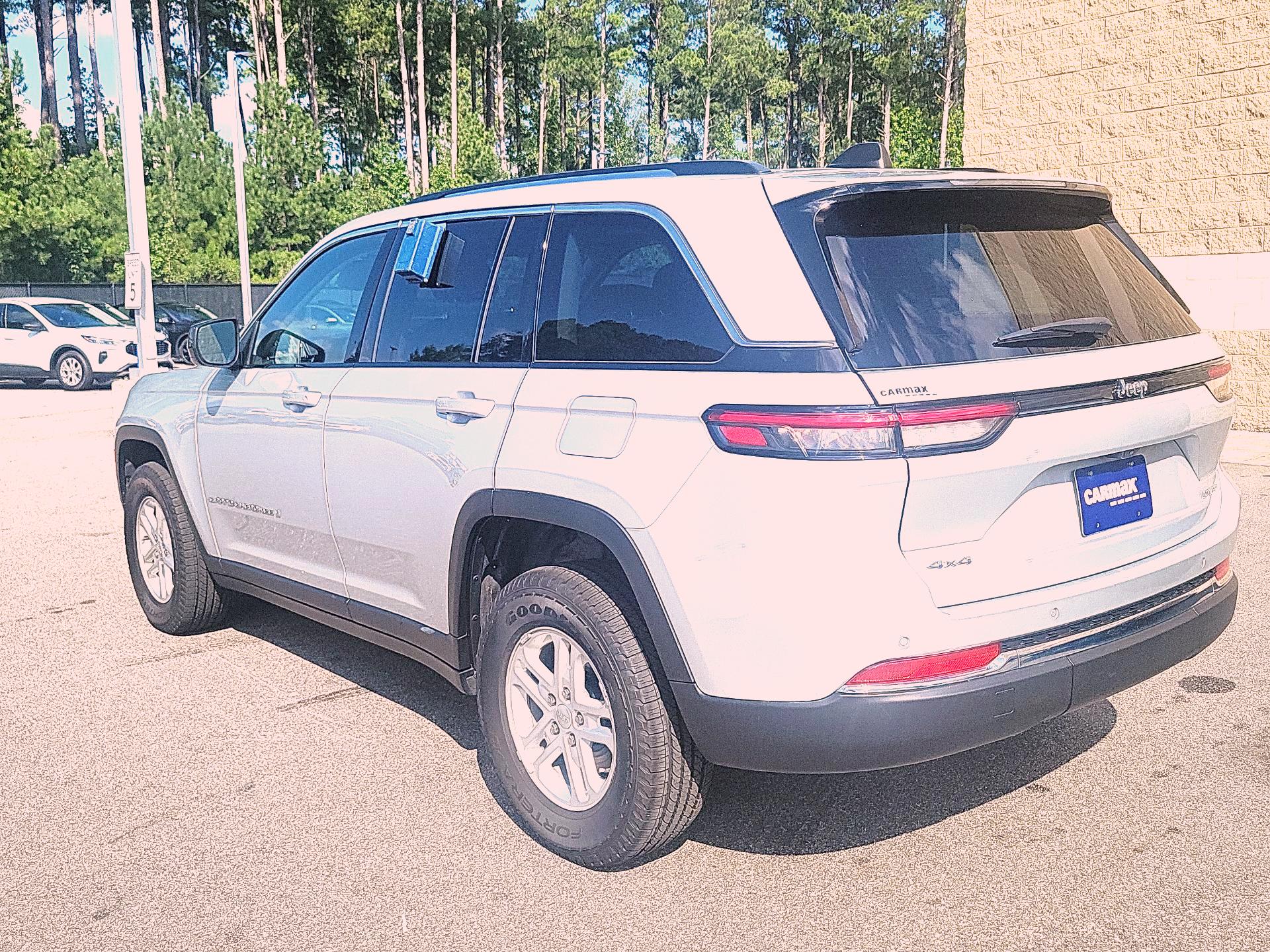 Thumbnail: 2023 Jeep Grand Cherokee - 7