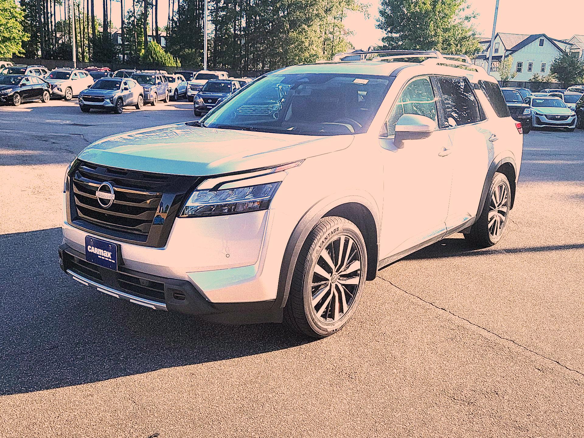 Thumbnail: 2024 Nissan Pathfinder - 3