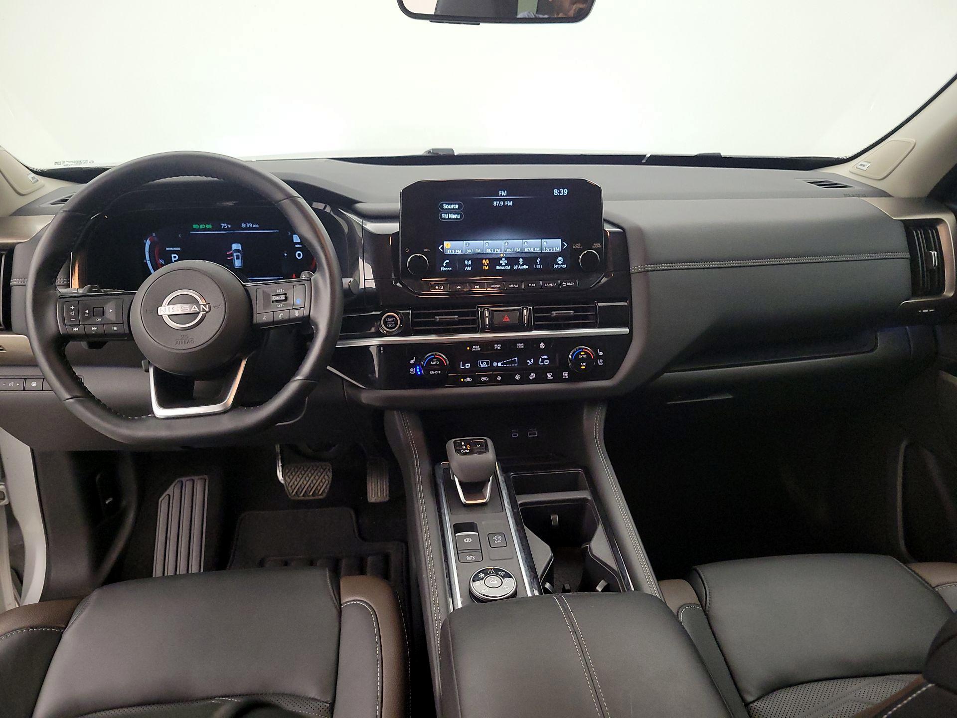 Thumbnail: 2024 Nissan Pathfinder - 8