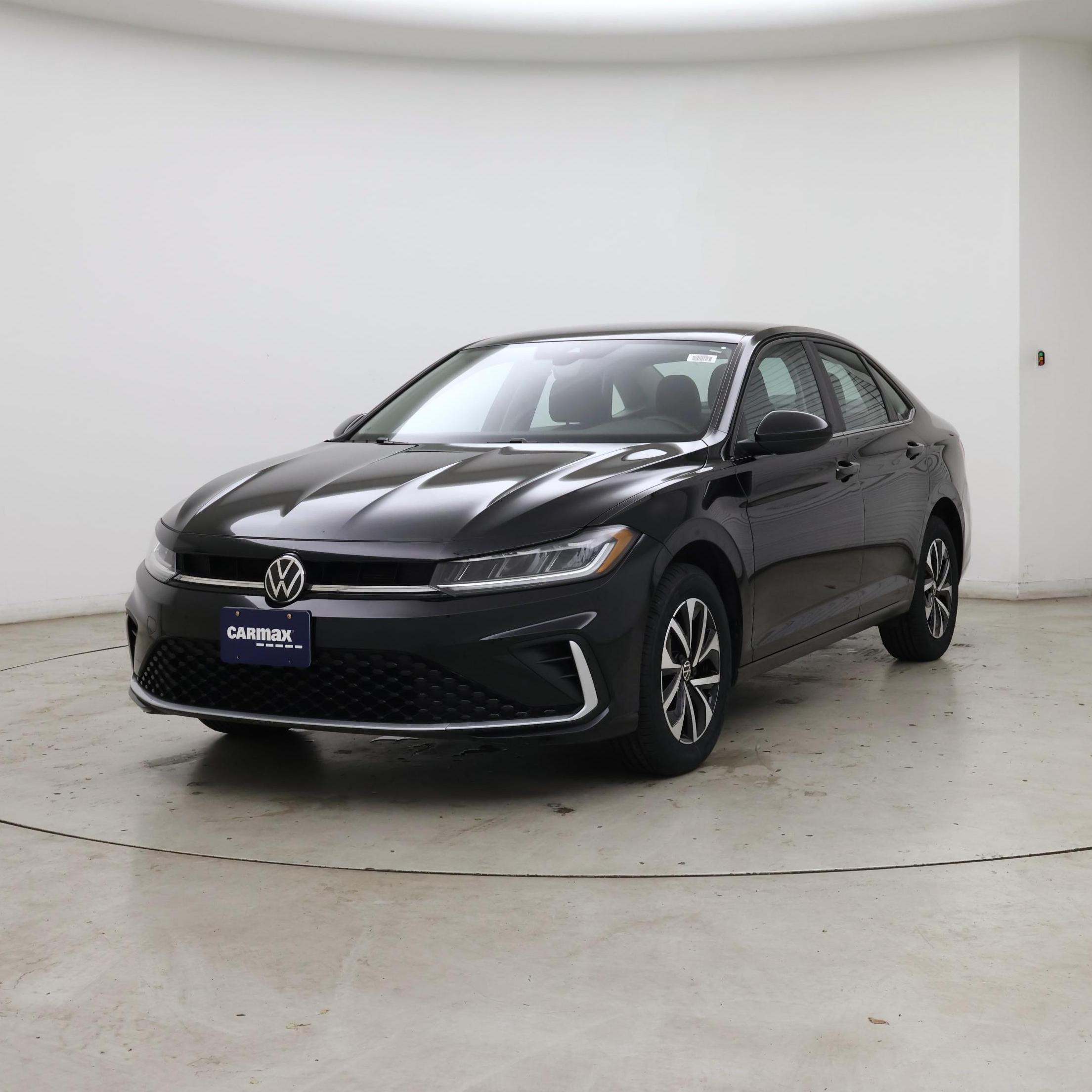 Thumbnail: 2025 Volkswagen Jetta - 4