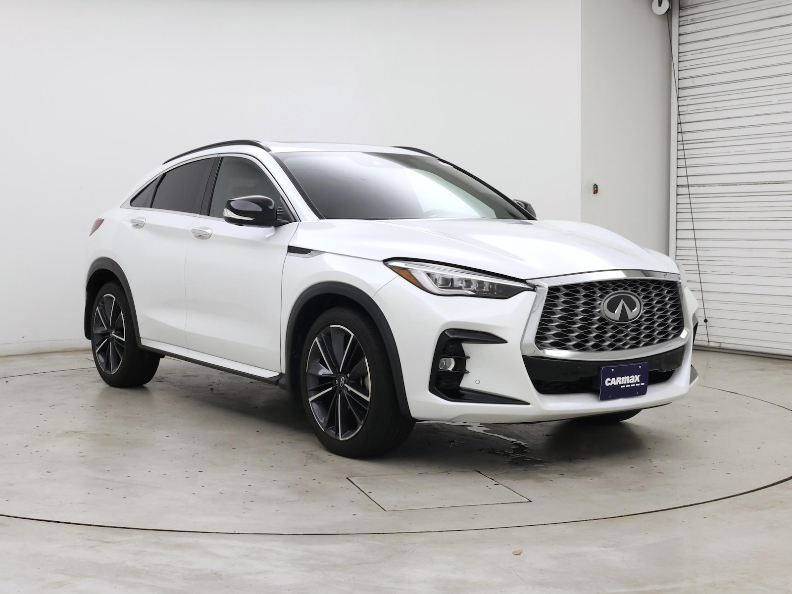 2023 INFINITI QX55 Essential - Photo 2