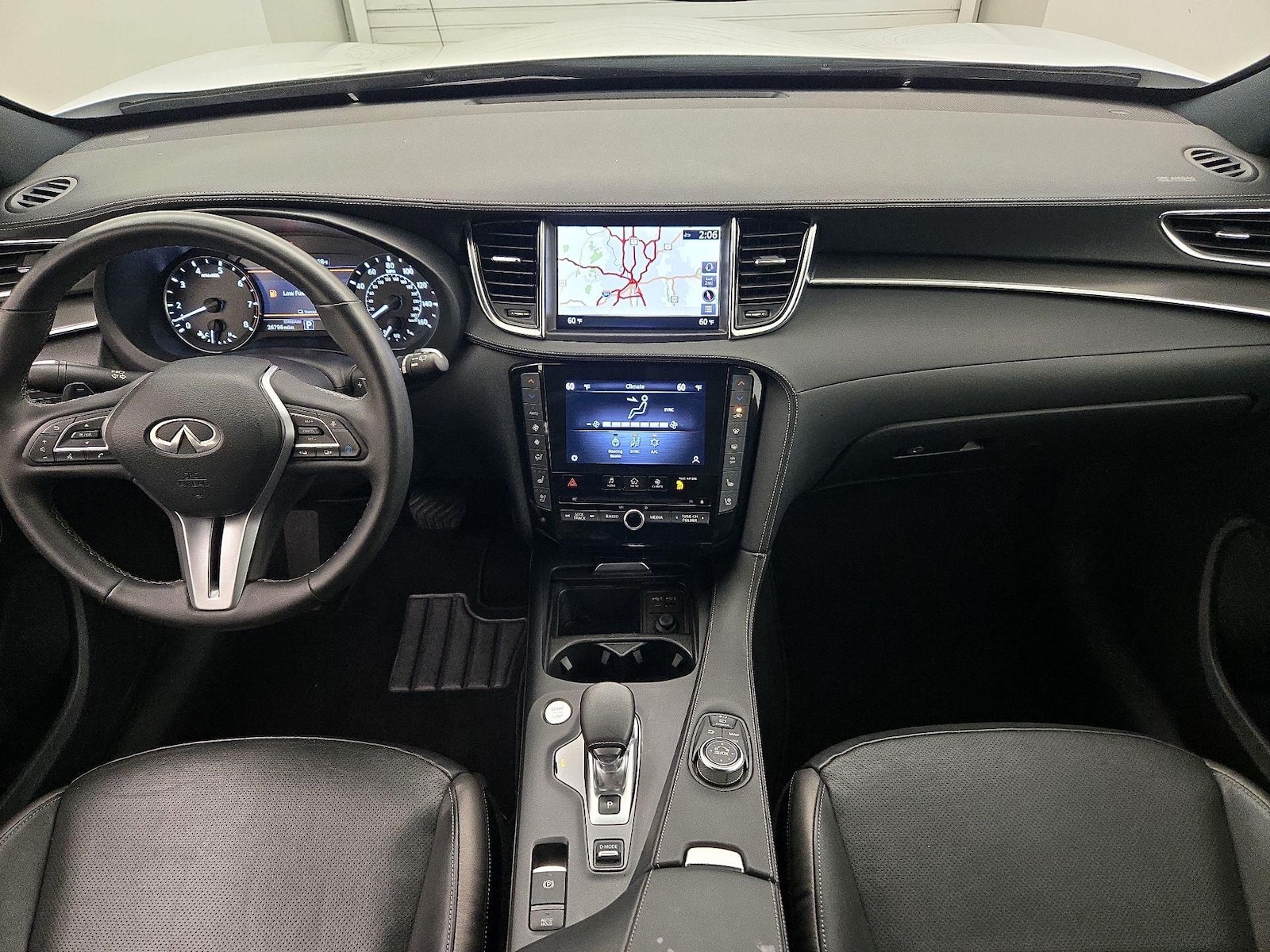 2023 INFINITI QX55 Essential - Photo 10