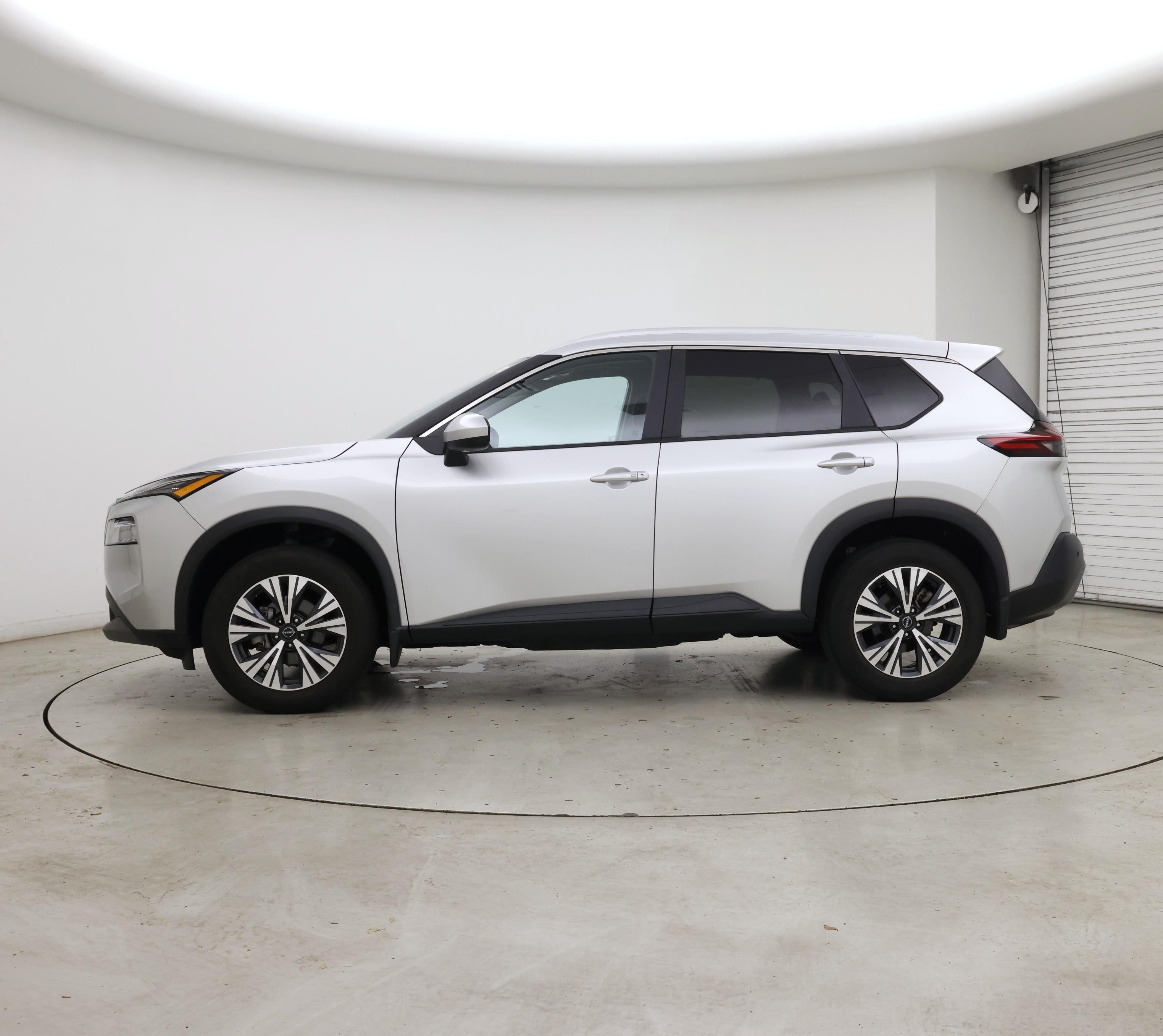 Thumbnail: 2023 Nissan Rogue - 3