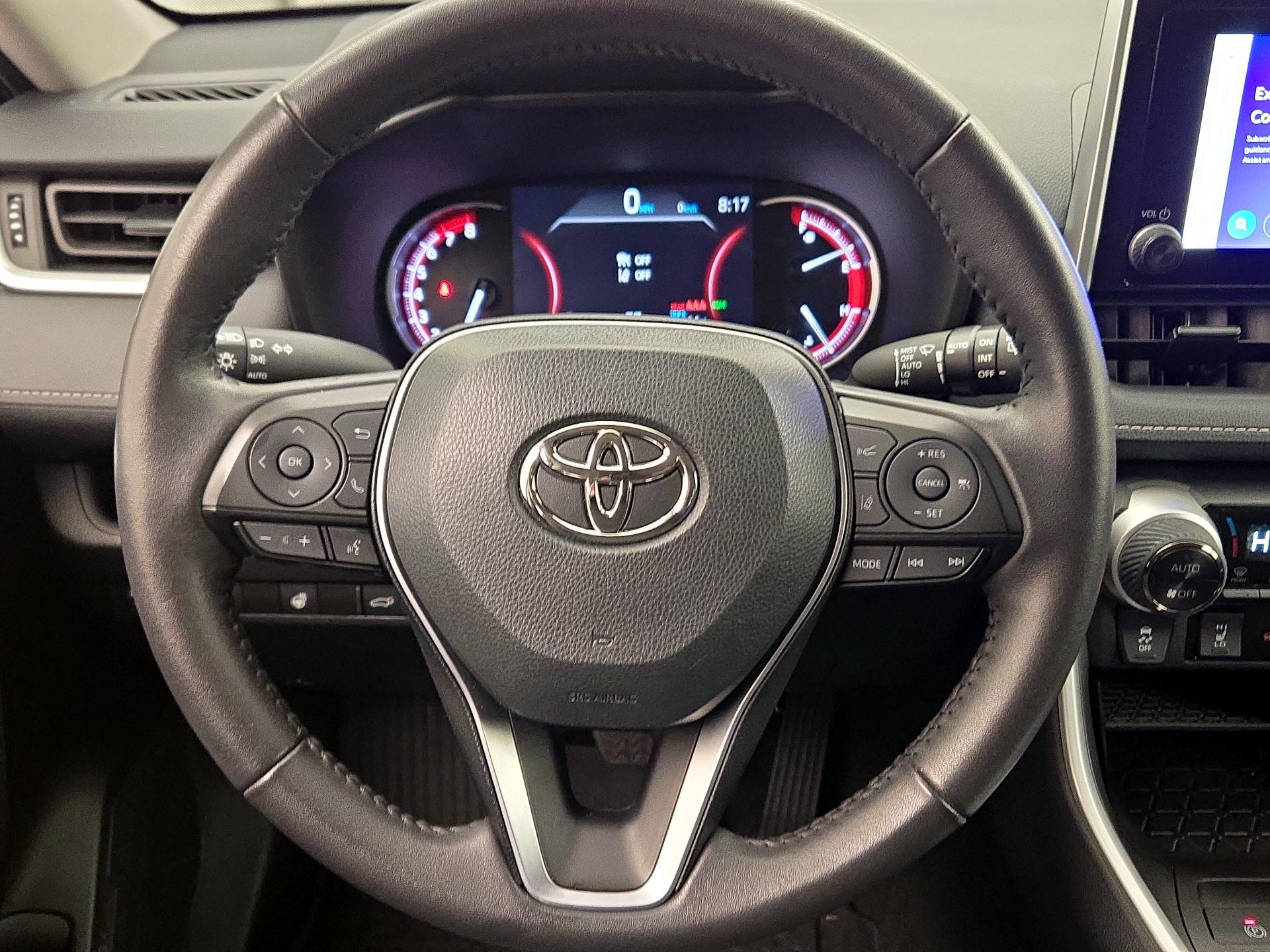 Thumbnail: 2024 Toyota RAV4 - 10