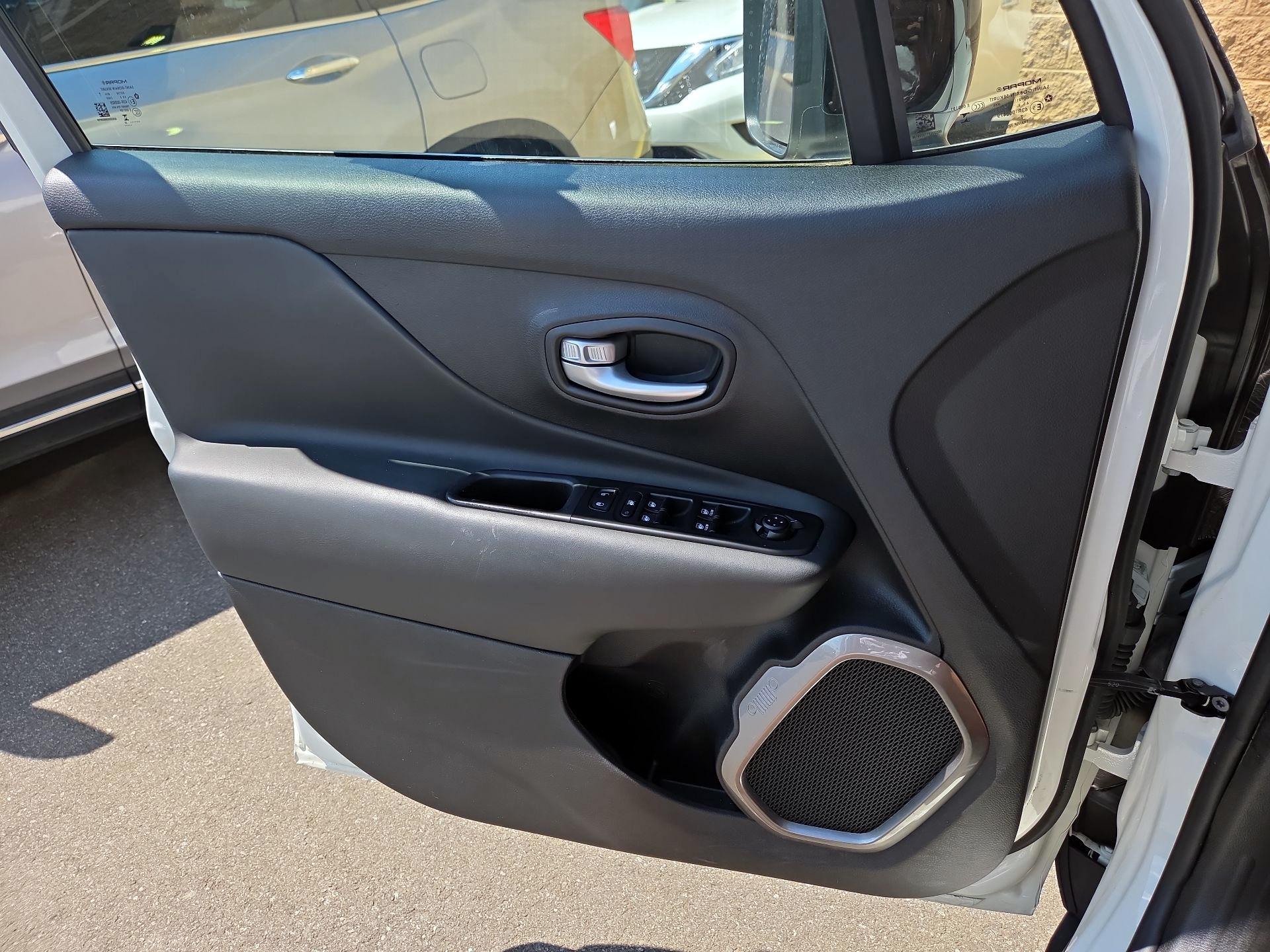 Thumbnail: 2023 Jeep Renegade - 12