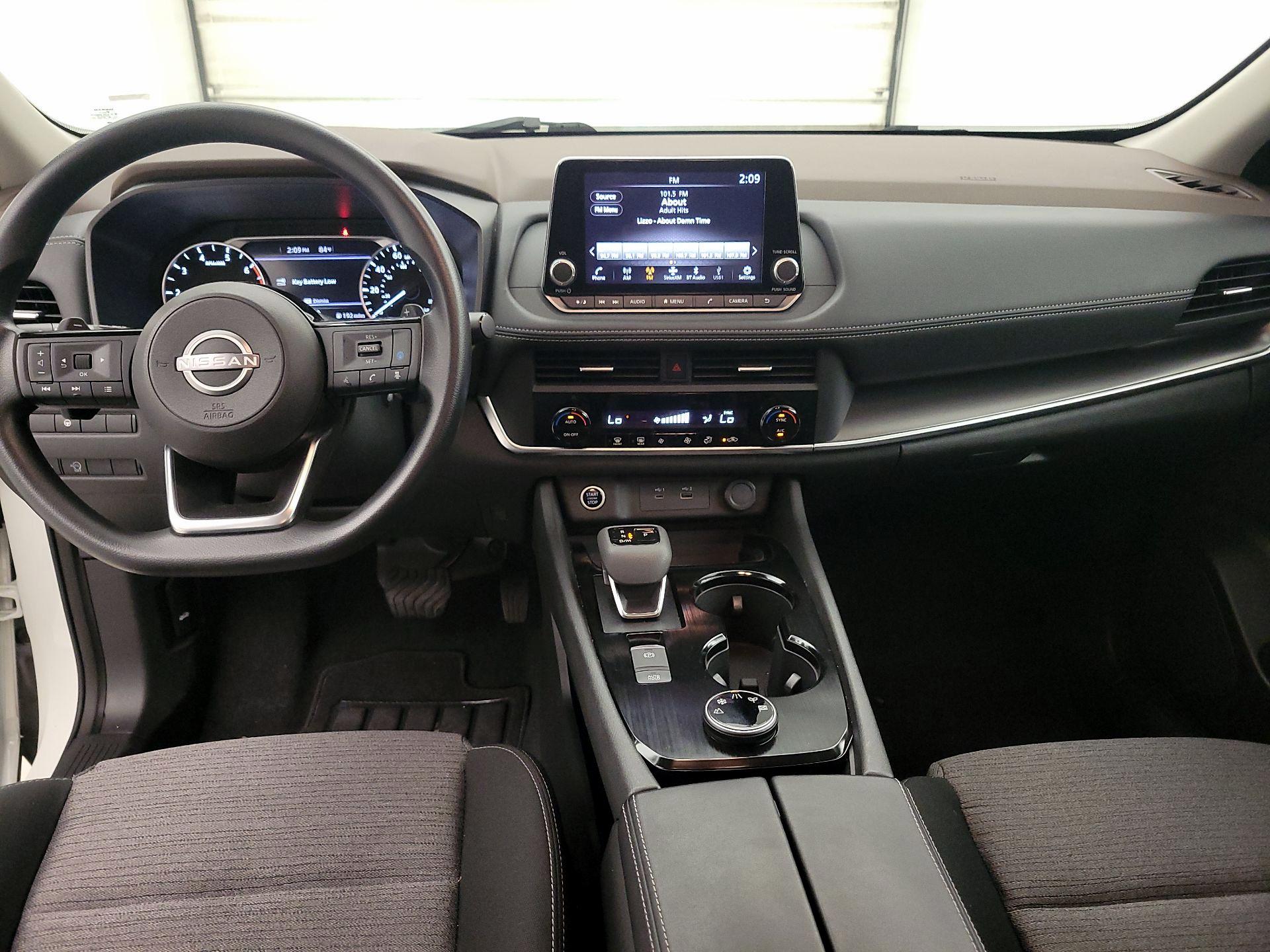 Thumbnail: 2023 Nissan Rogue - 9