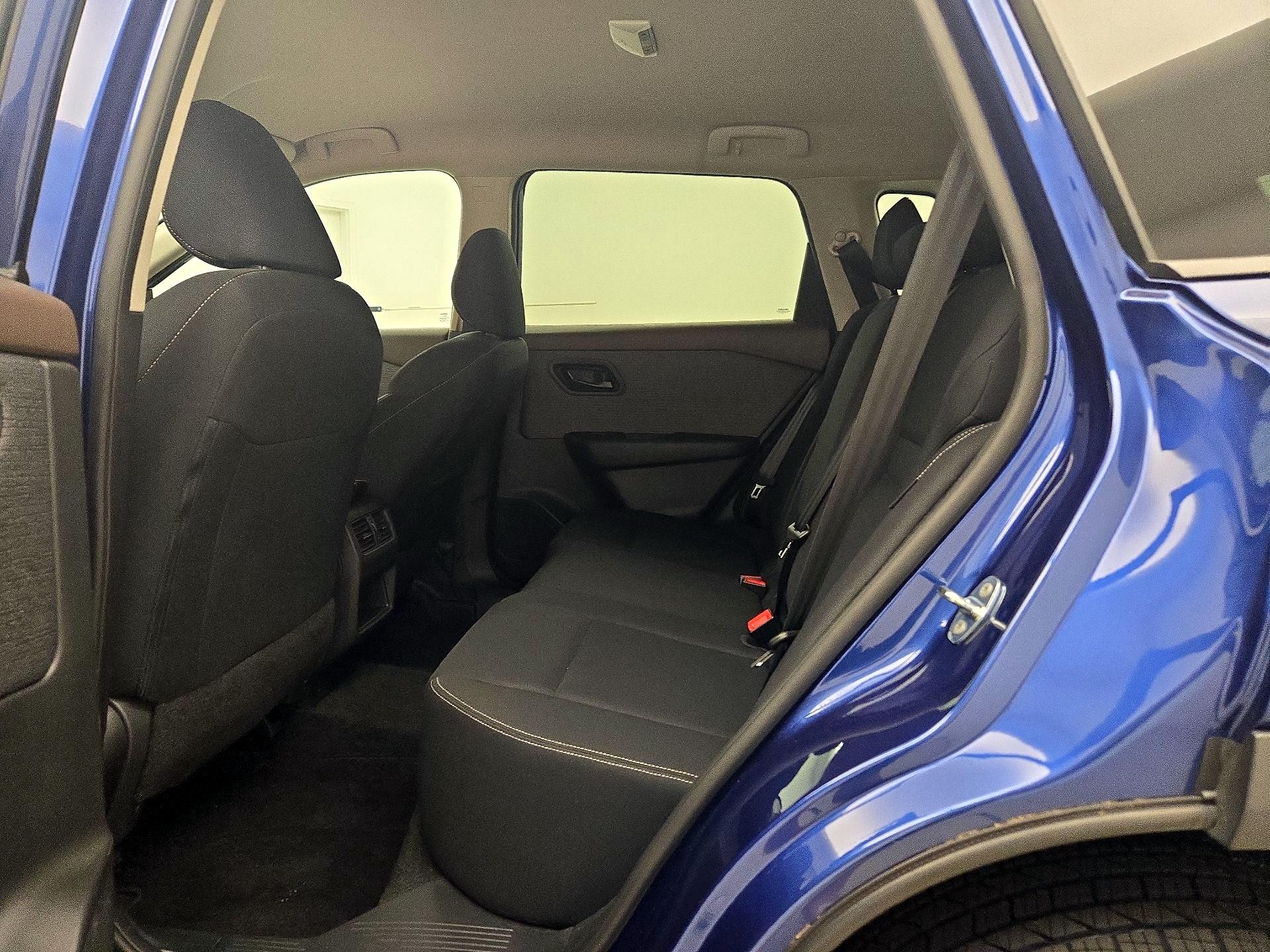 Thumbnail: 2023 Nissan Rogue - 19