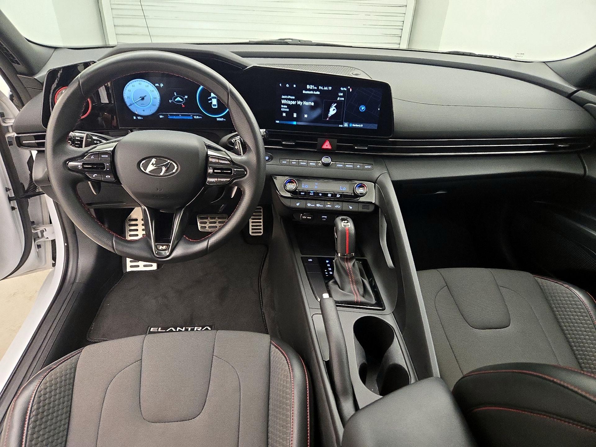 Thumbnail: 2023 Hyundai Elantra - 9