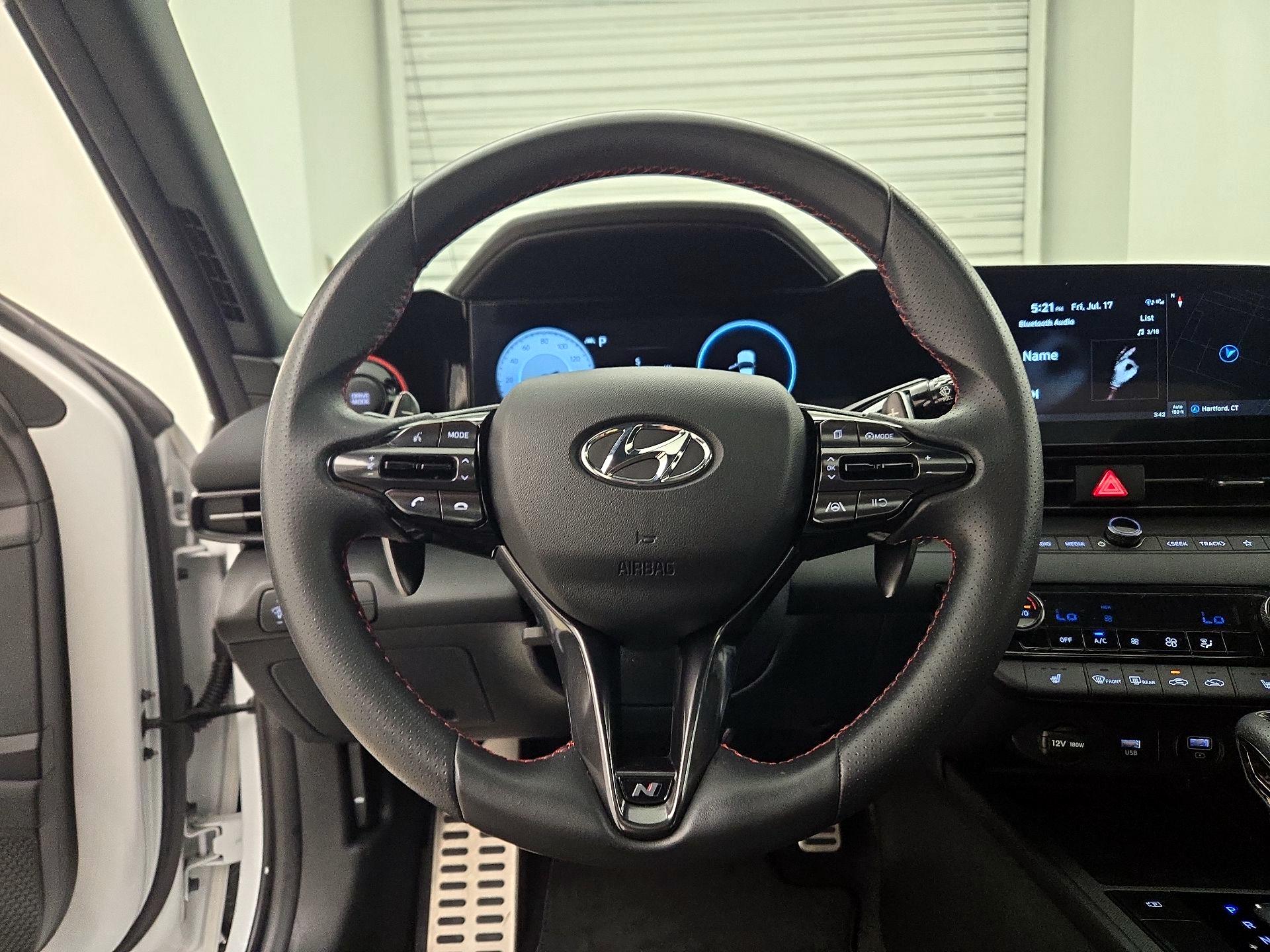 Thumbnail: 2023 Hyundai Elantra - 10