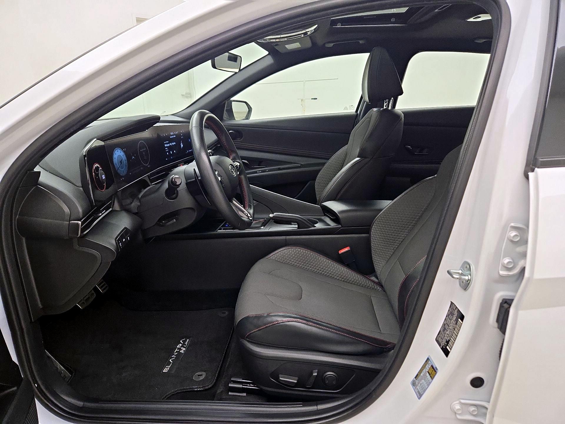 Thumbnail: 2023 Hyundai Elantra - 11