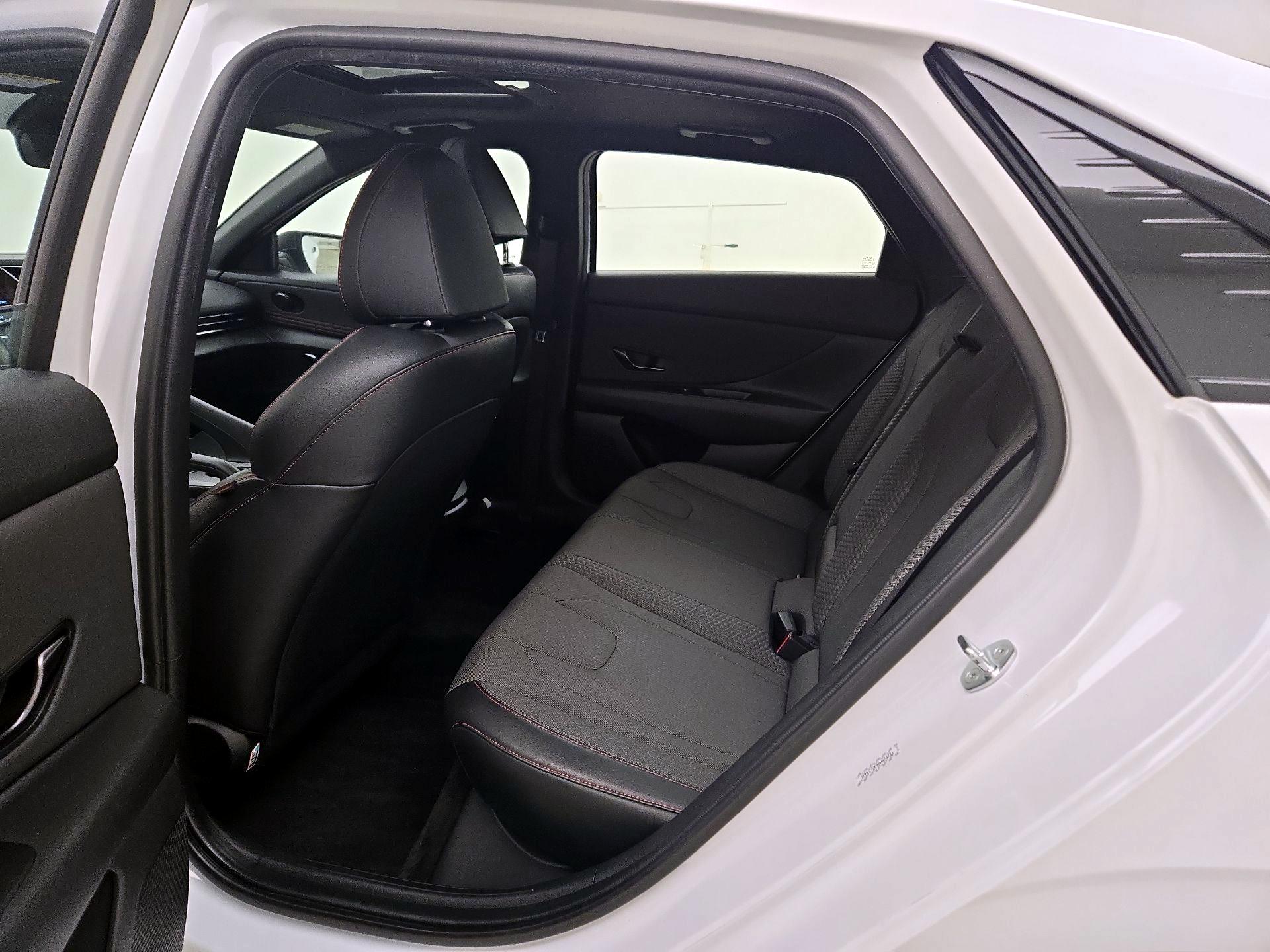 Thumbnail: 2023 Hyundai Elantra - 20