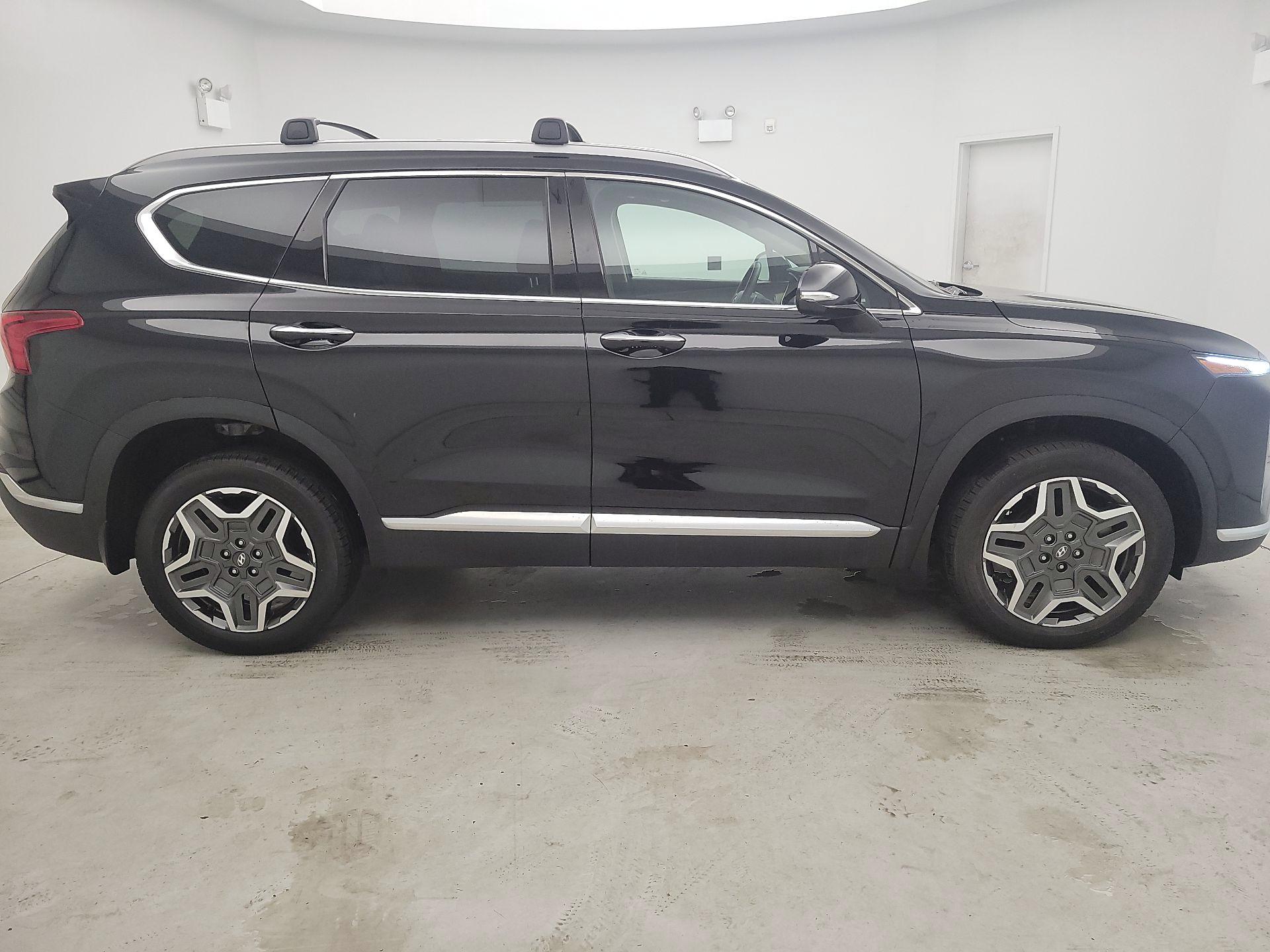 Thumbnail: 2023 Hyundai Santa Fe - 4