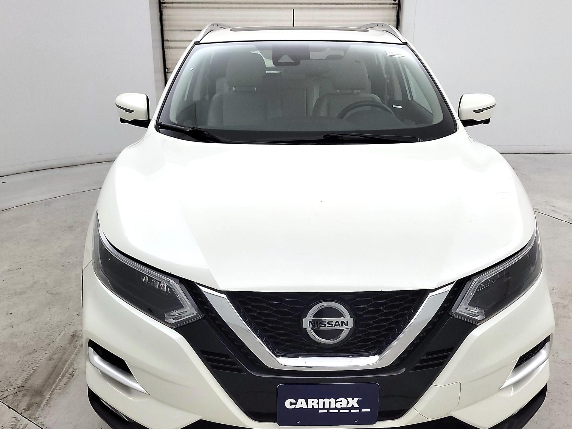 Thumbnail: 2022 Nissan Rogue Sport - 2