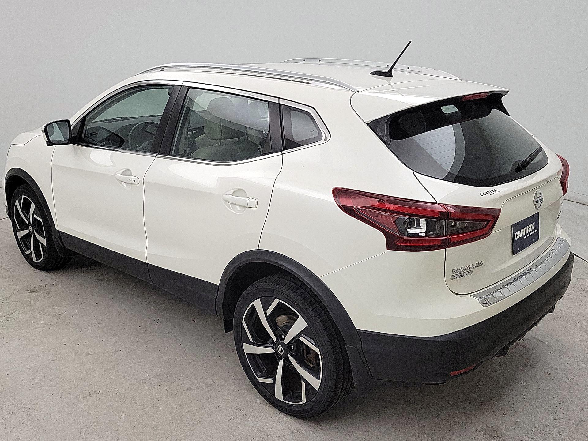 Thumbnail: 2022 Nissan Rogue Sport - 7