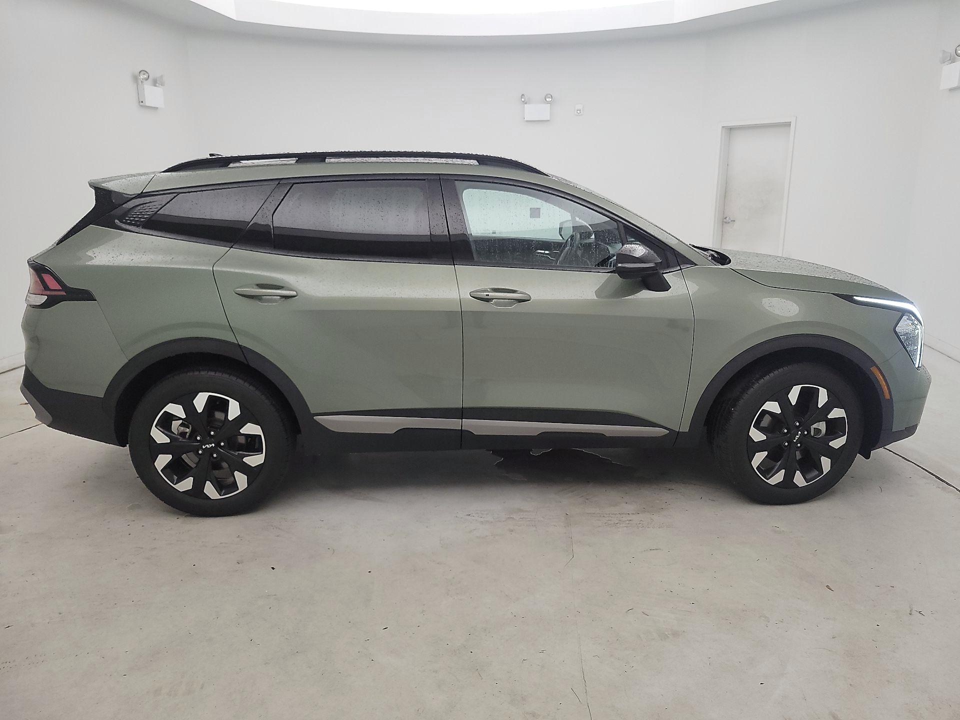 Thumbnail: 2023 Kia Sportage - 4