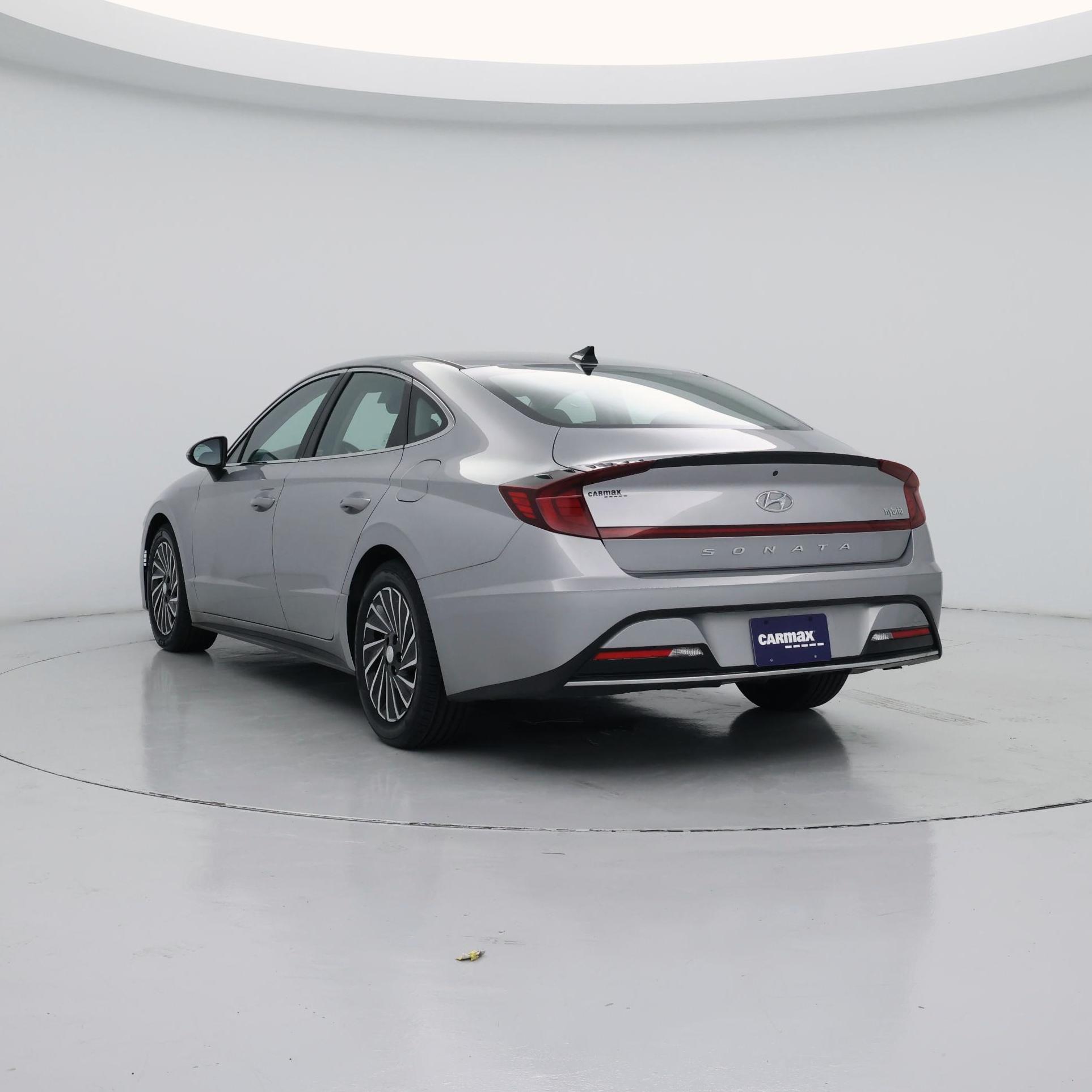 Thumbnail: 2023 Hyundai Sonata - 2