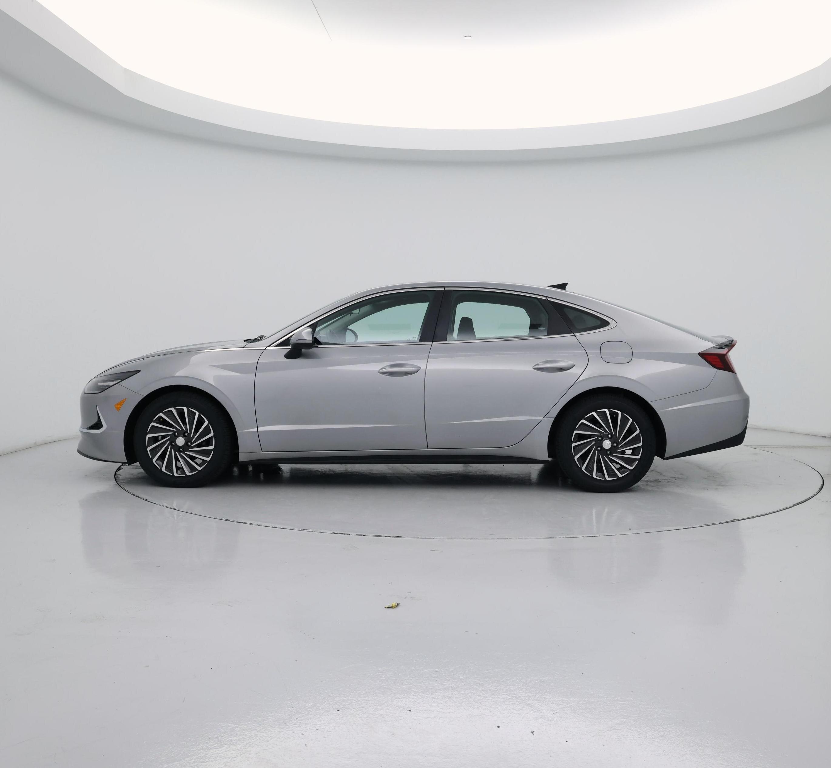 Thumbnail: 2023 Hyundai Sonata - 3