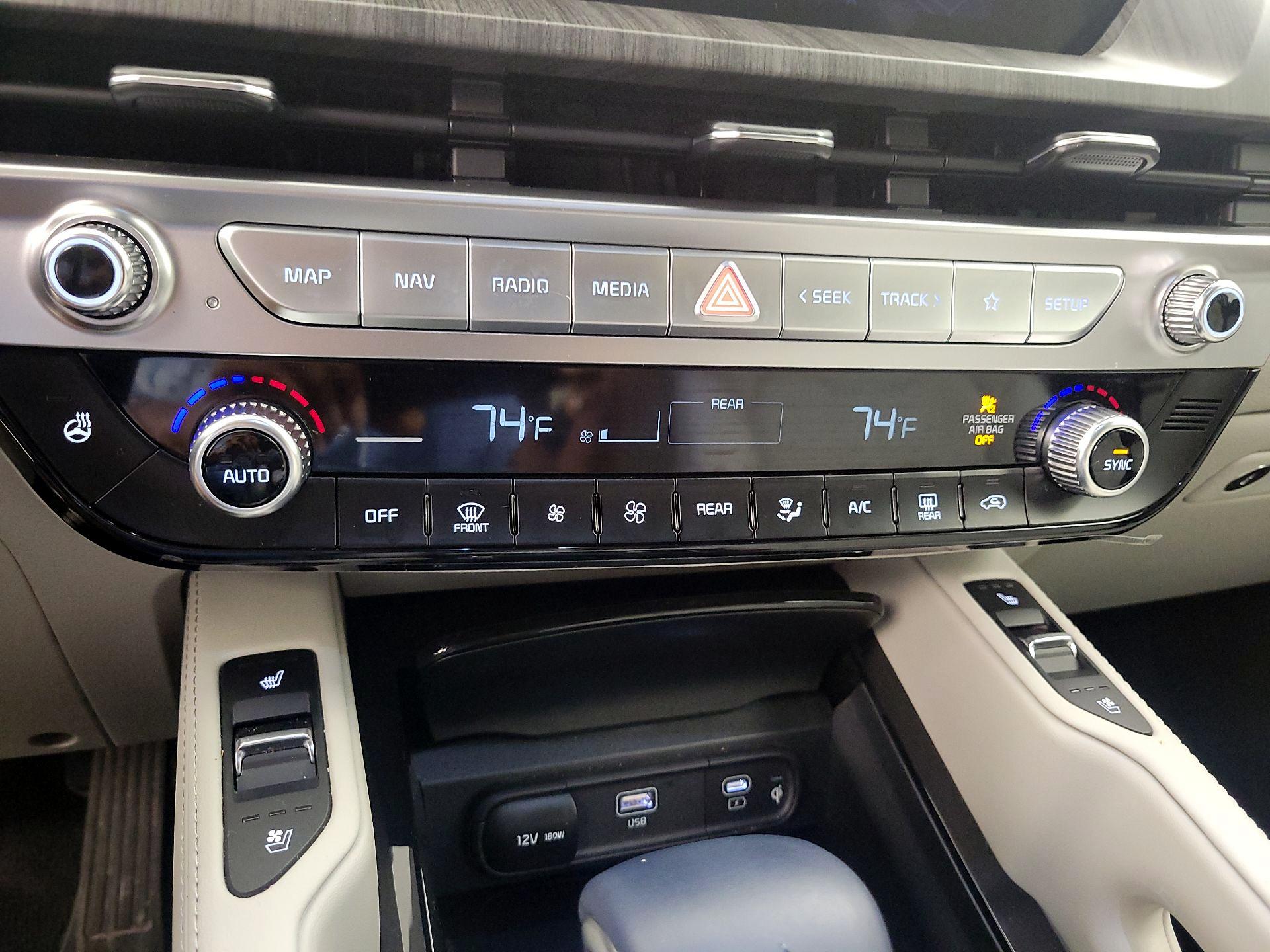 Thumbnail: 2024 Kia Telluride - 14