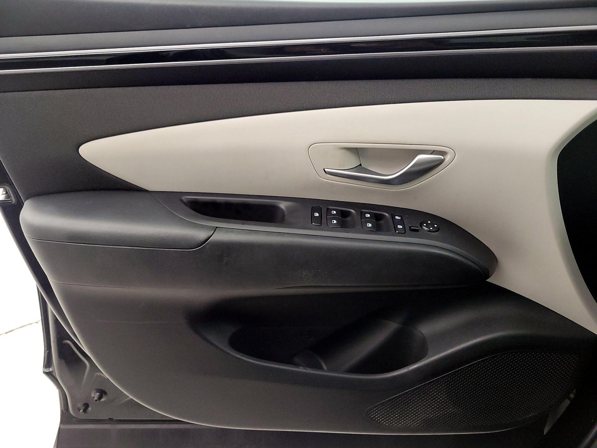 Thumbnail: 2023 Hyundai Tucson - 12