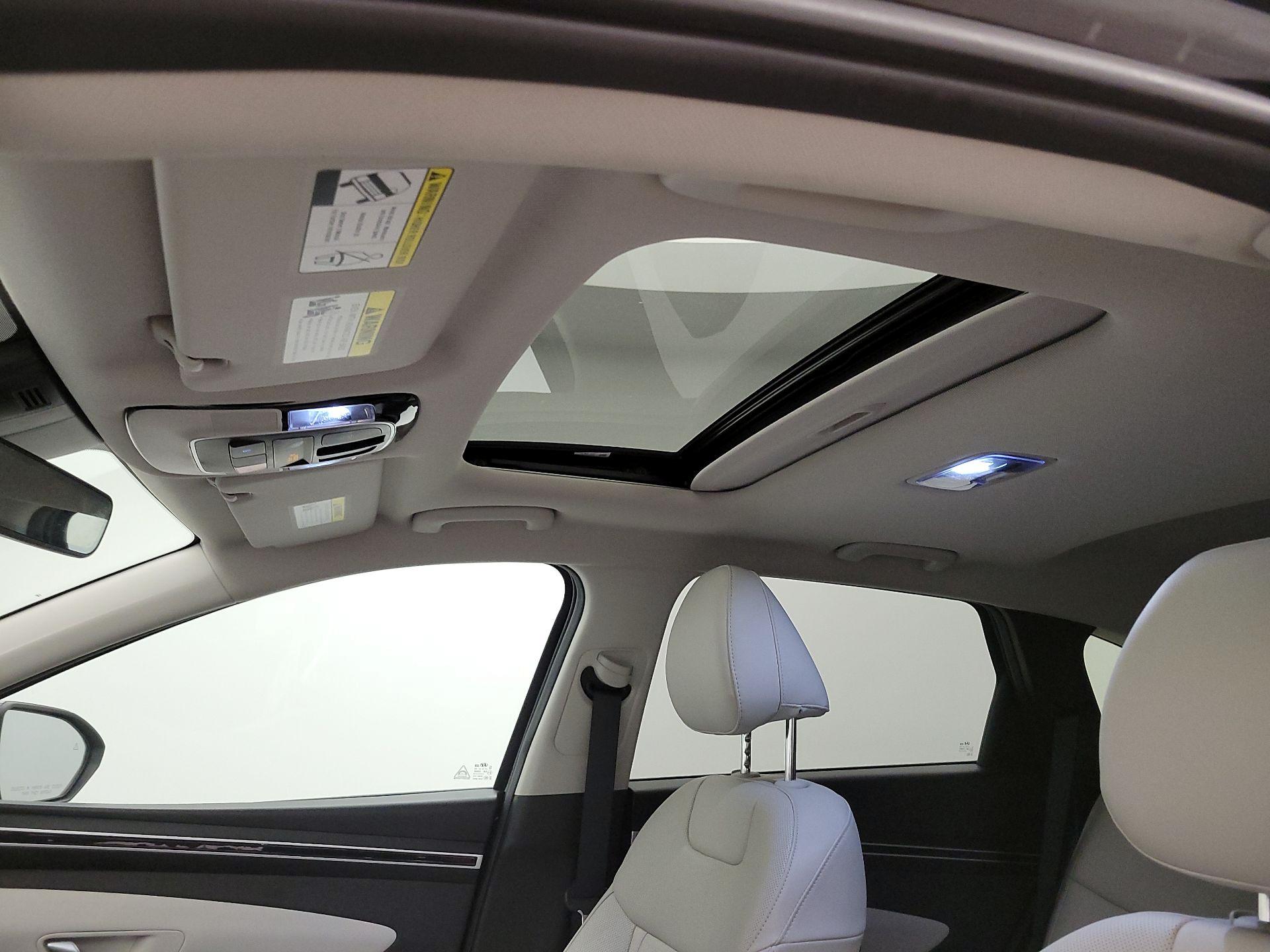 Thumbnail: 2023 Hyundai Tucson - 19