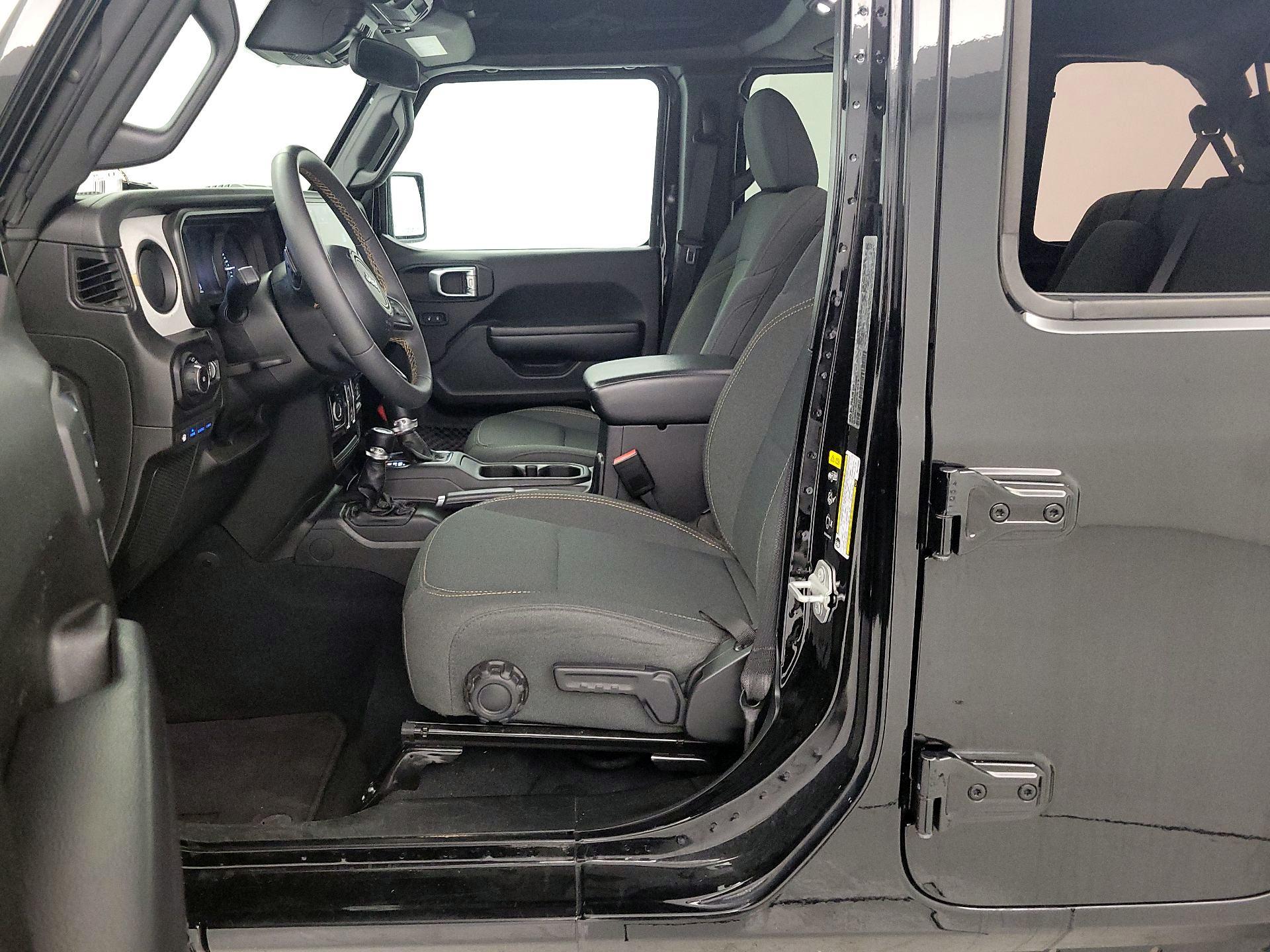 Thumbnail: 2024 Jeep Wrangler - 11