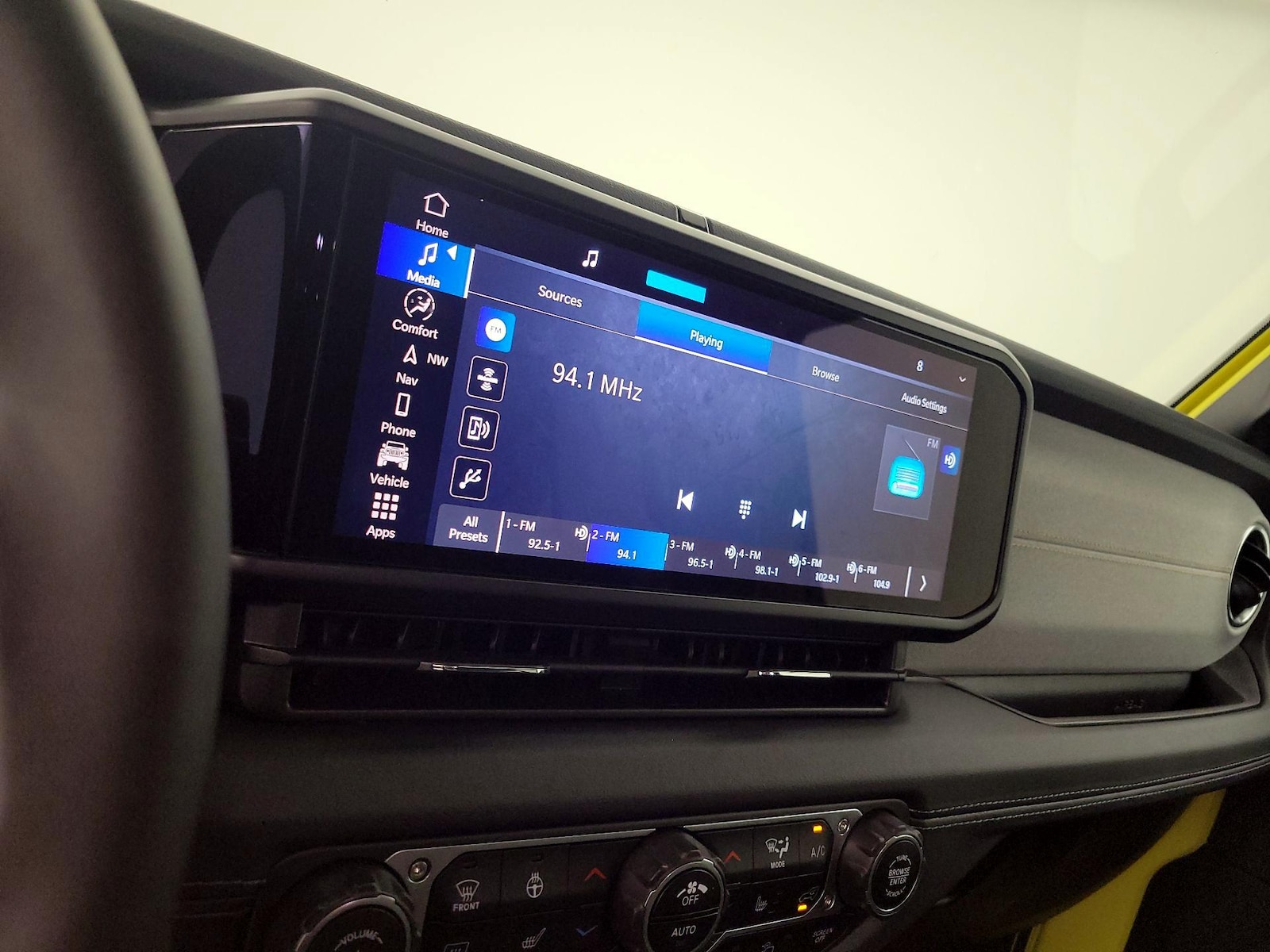 2024 Jeep Wrangler 4xe Sahara 4XE - Photo 17