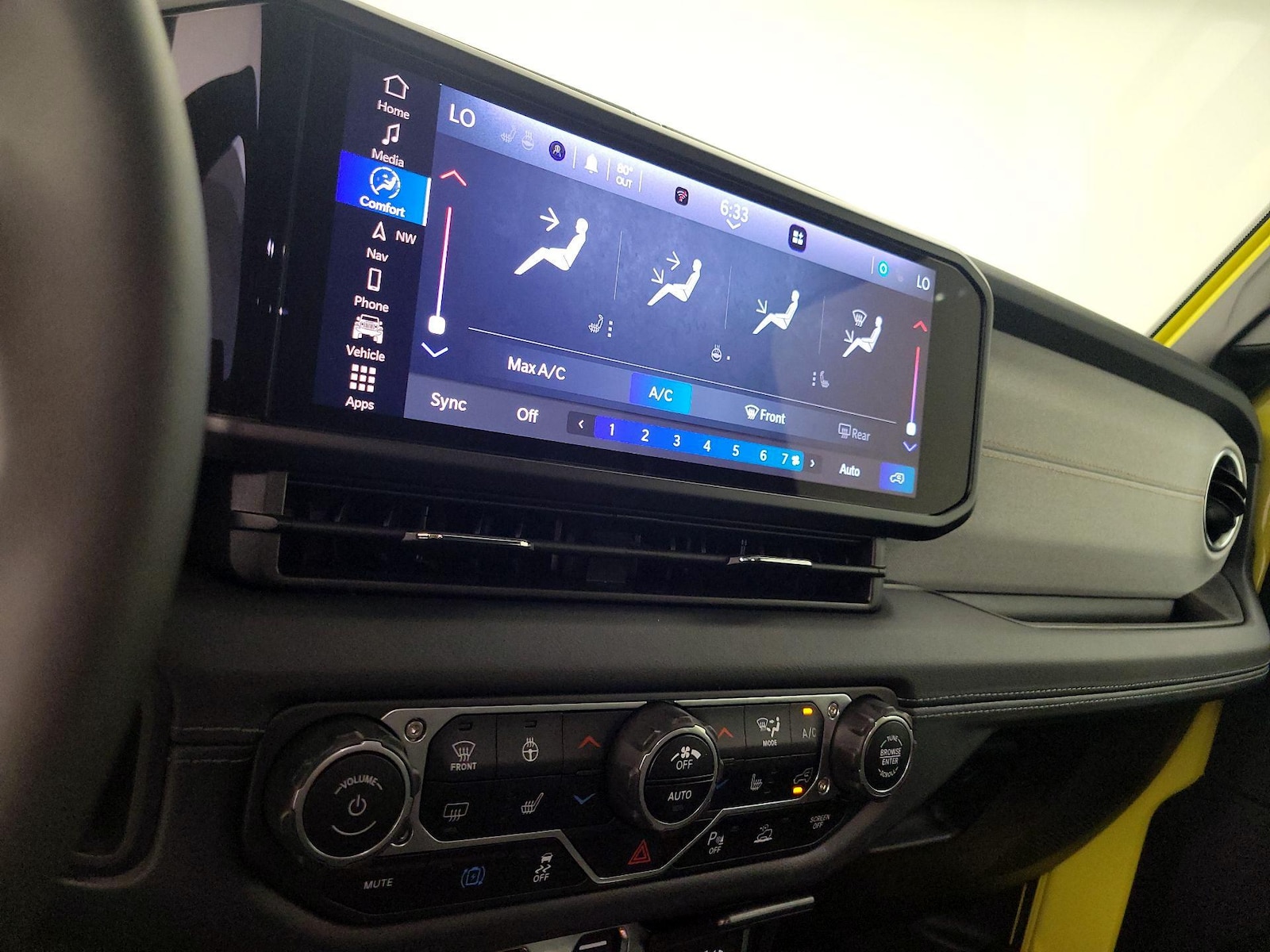 2024 Jeep Wrangler 4xe Sahara 4XE - Photo 18