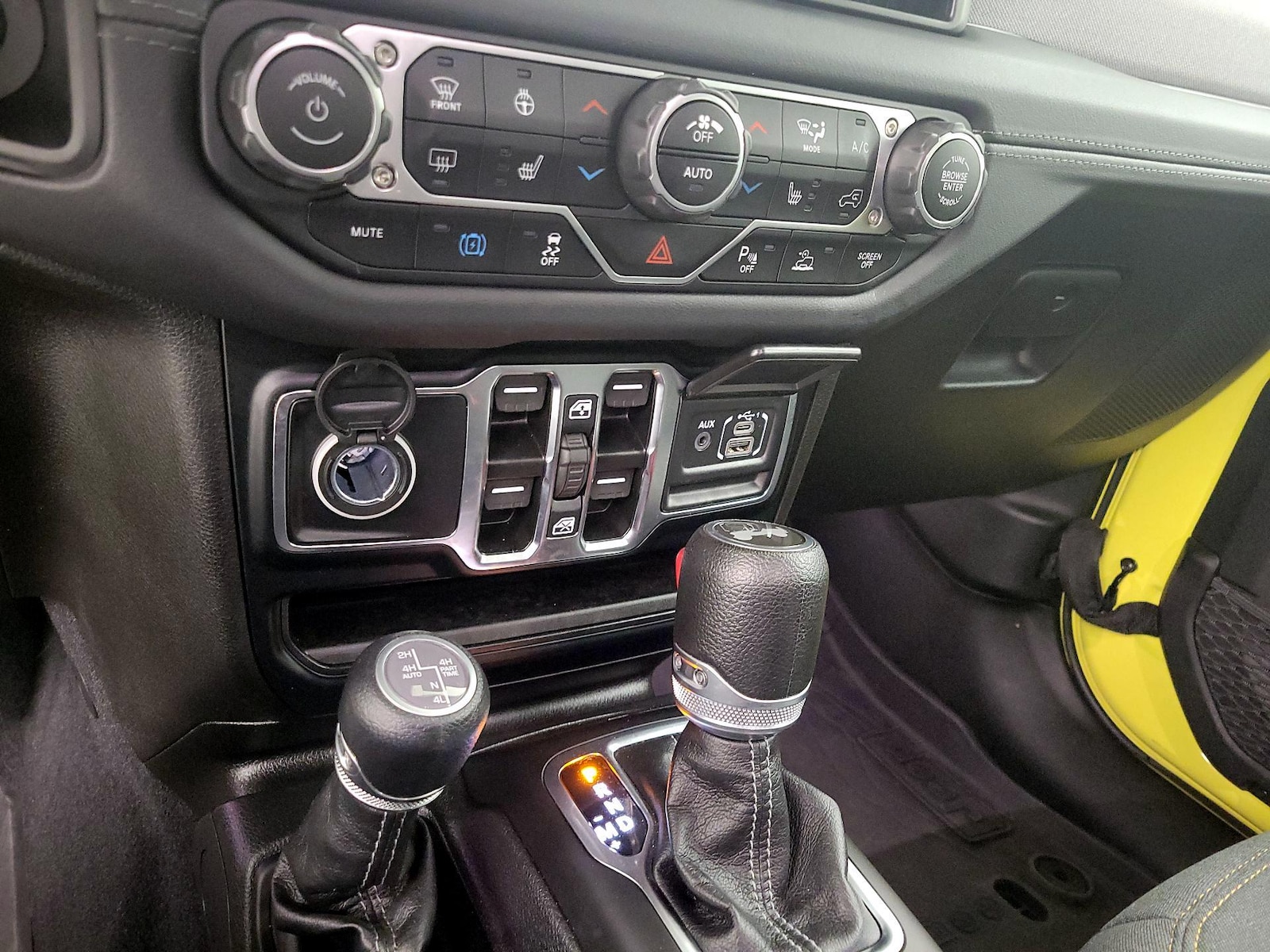 2024 Jeep Wrangler 4xe Sahara 4XE - Photo 20