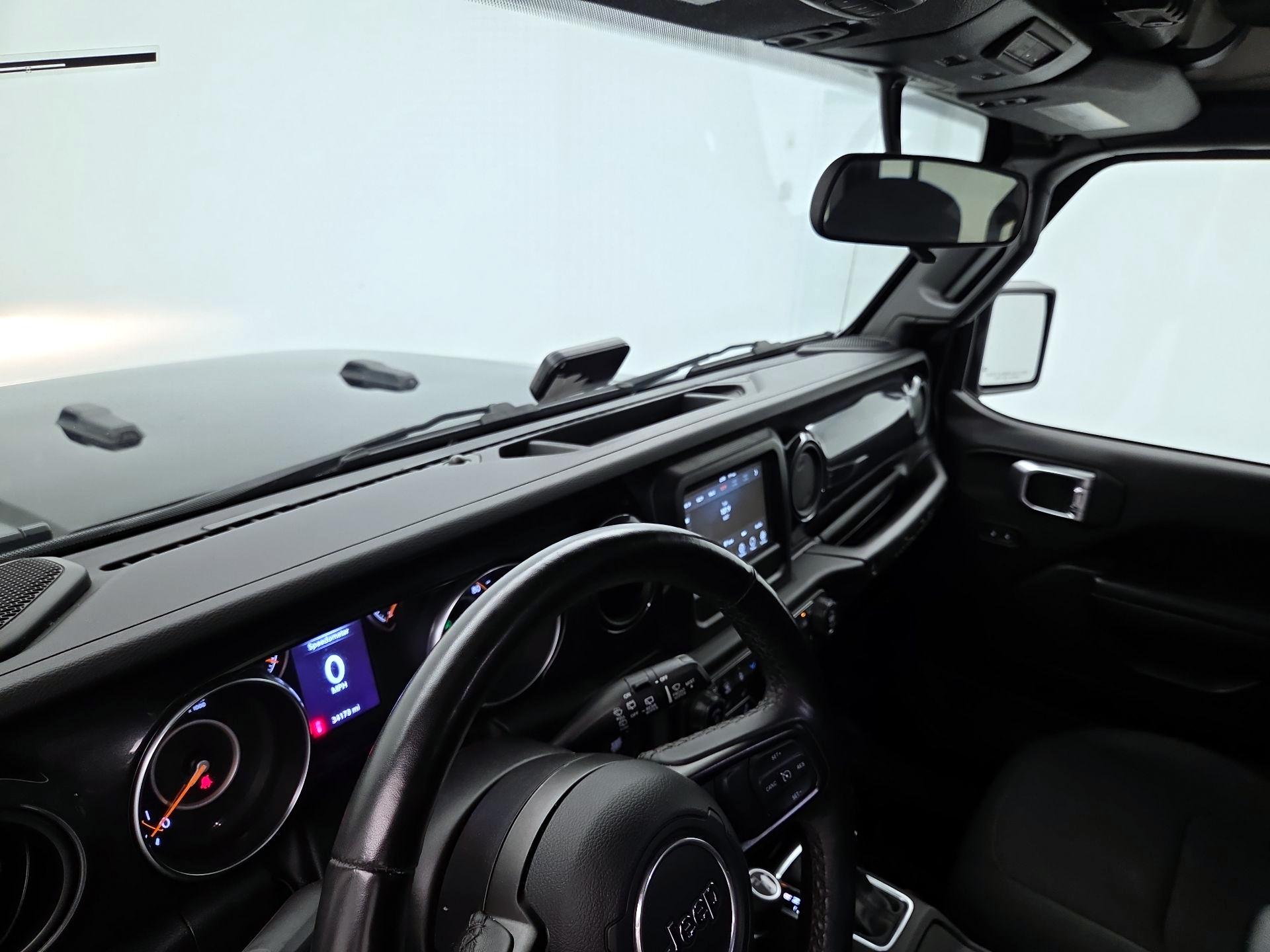 Thumbnail: 2023 Jeep Wrangler - 9