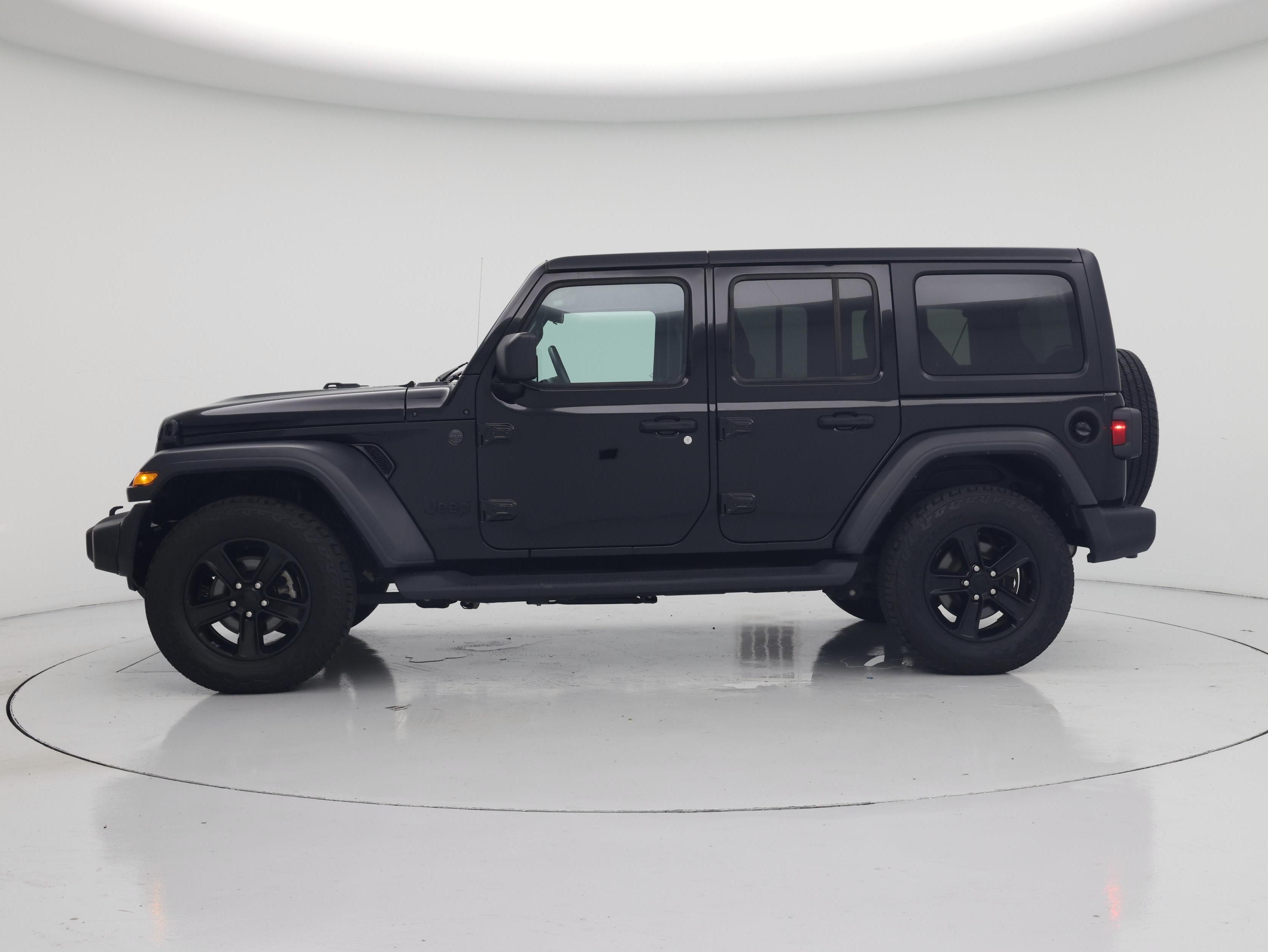 Thumbnail: 2023 Jeep Wrangler - 3