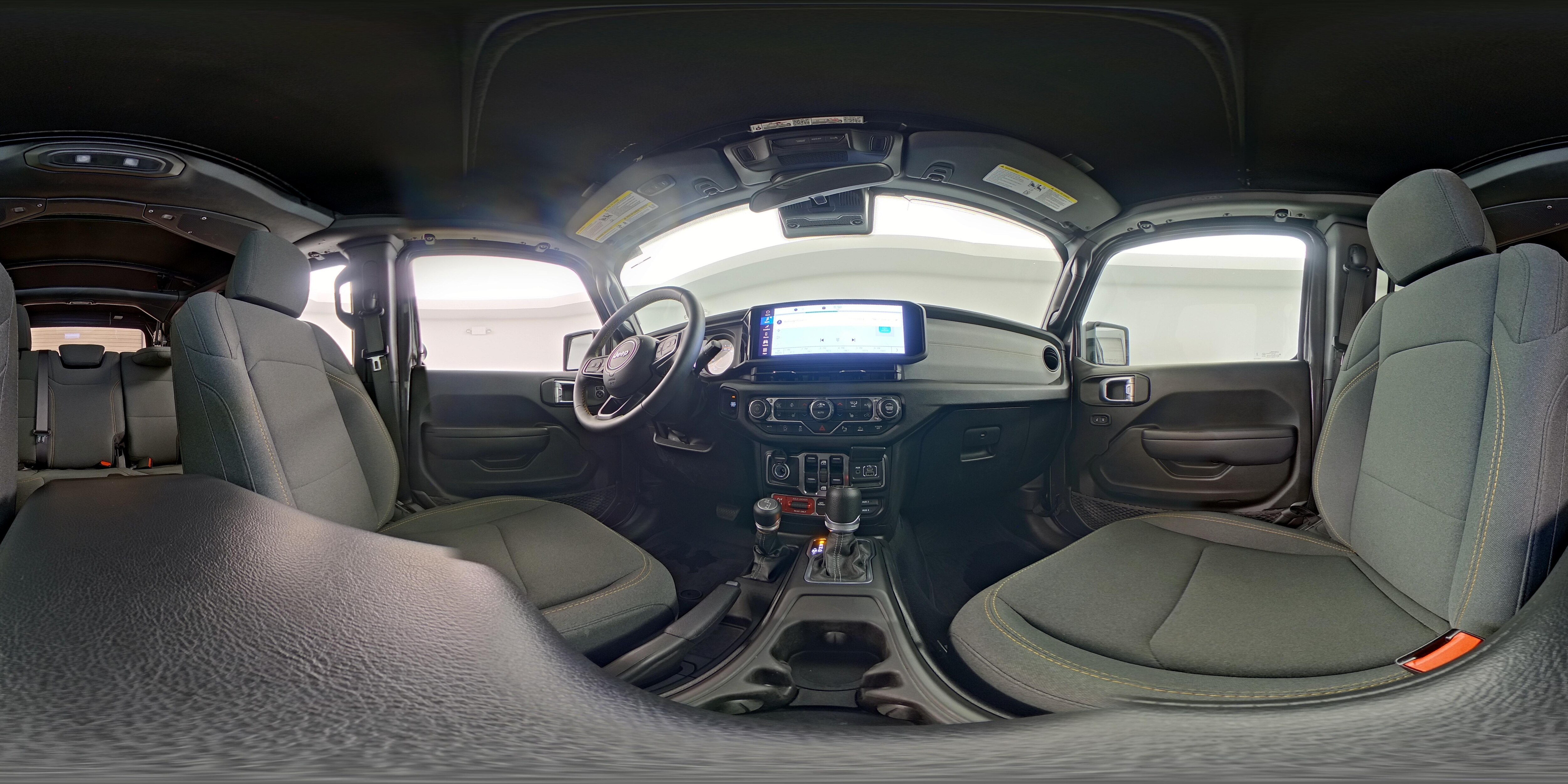 2024 Jeep Wrangler 4-Door Willys - Photo 24