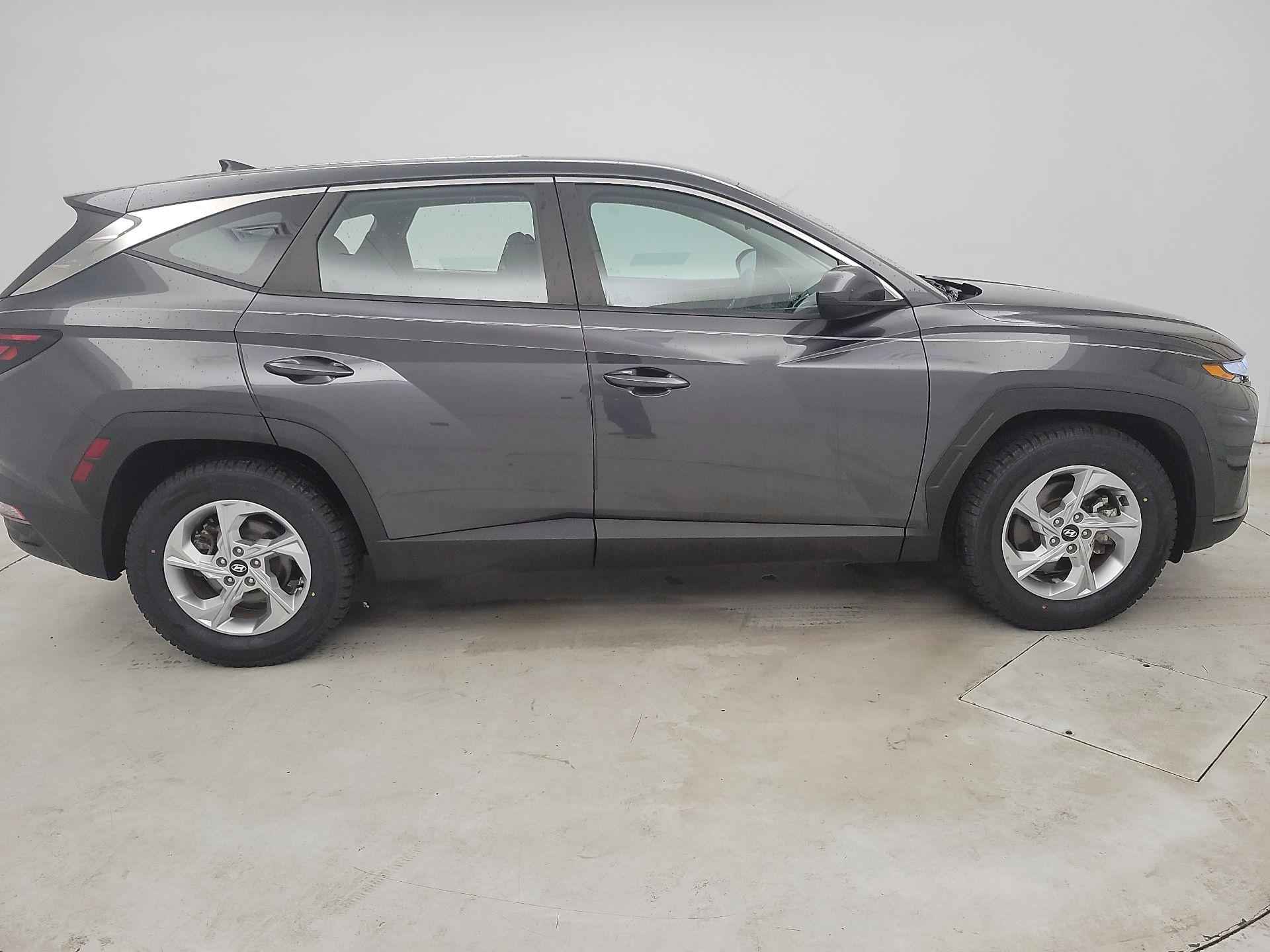 Thumbnail: 2024 Hyundai Tucson - 4