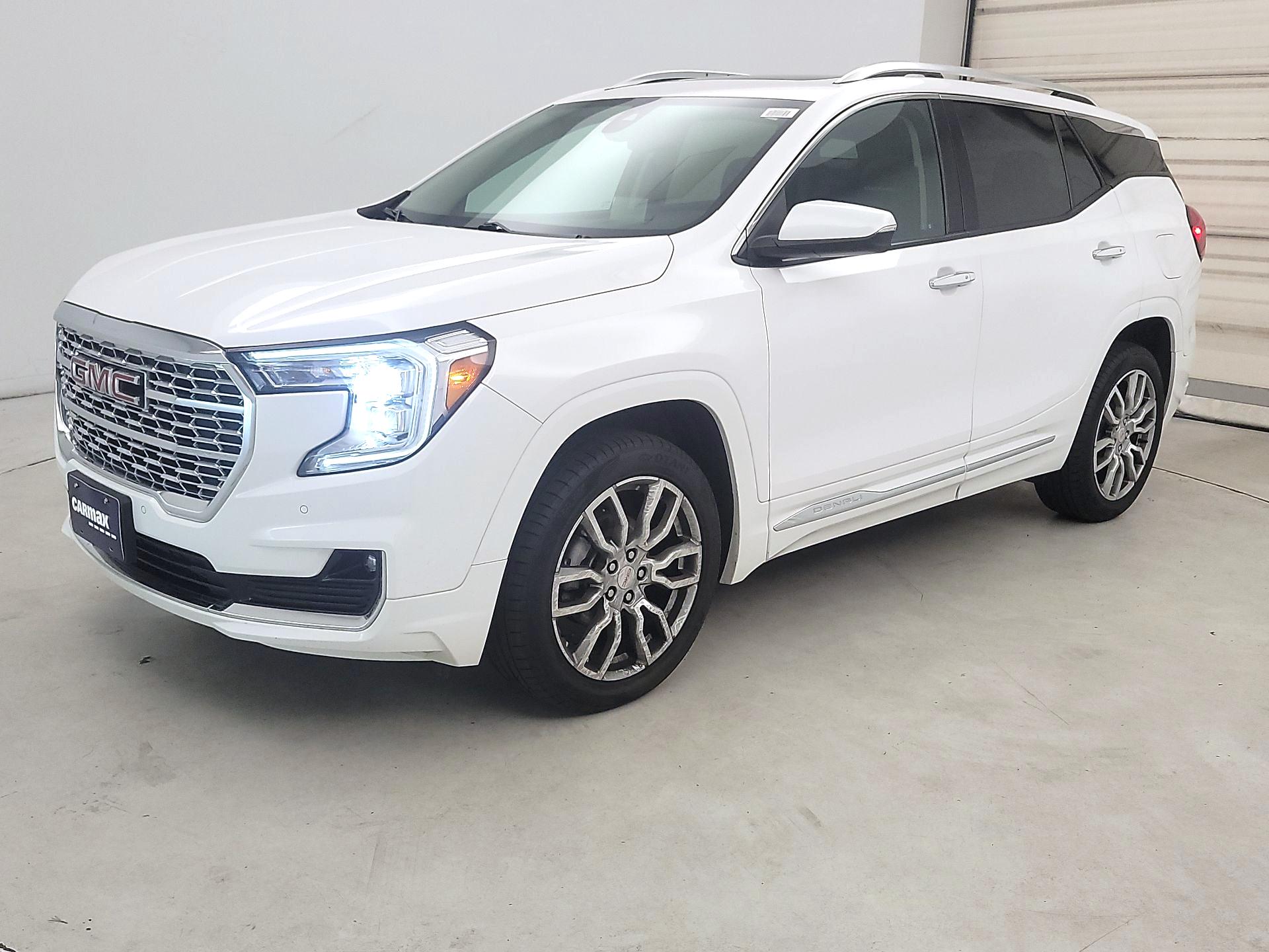 Thumbnail: 2023 GMC Terrain - 3