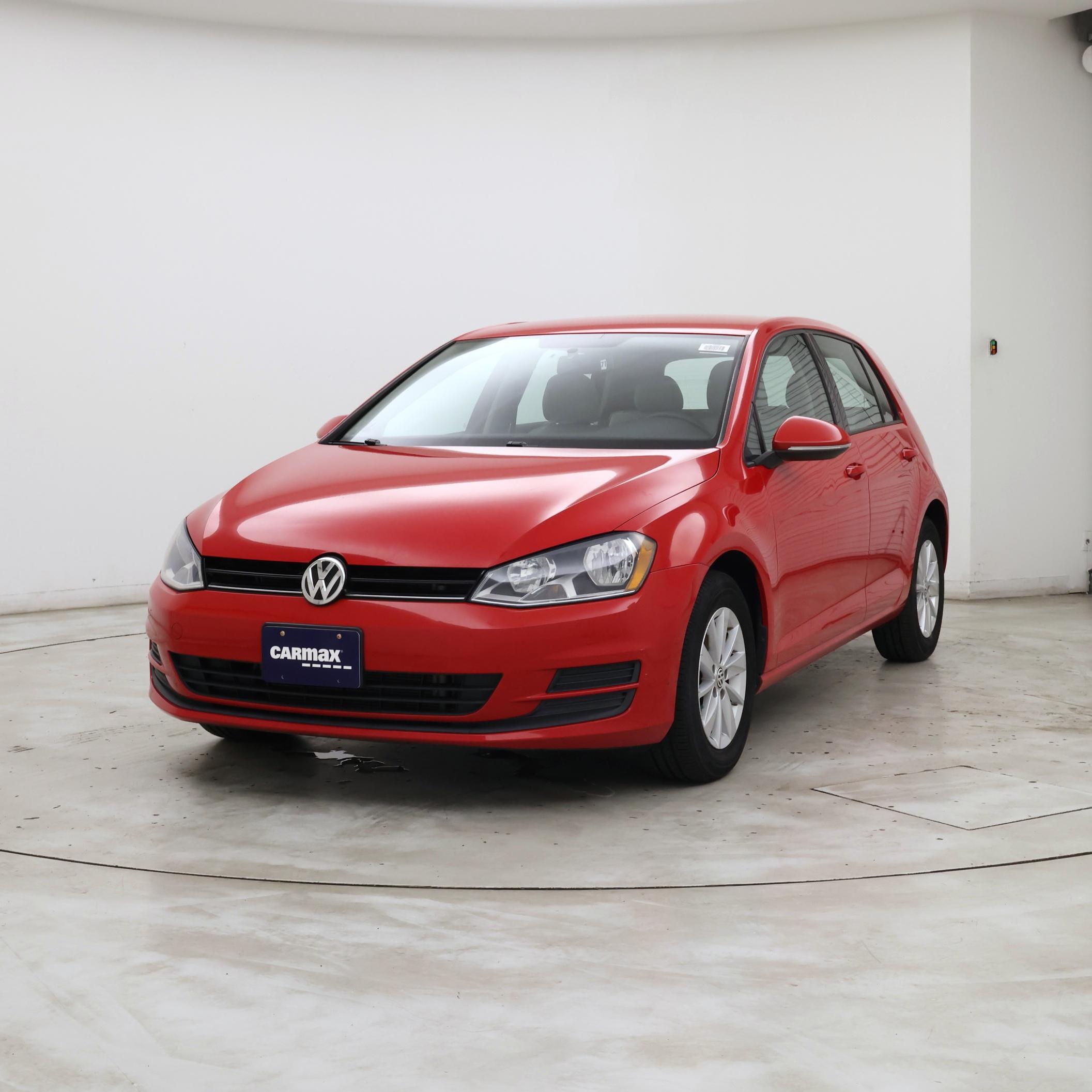Thumbnail: 2016 Volkswagen Golf - 4