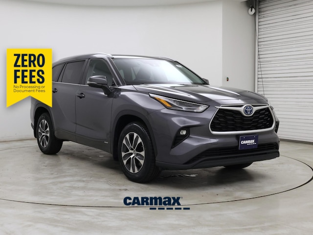 Gray 2023 Toyota Highlander Hybrid SUV / Crossover All-Wheel Drive Automatic