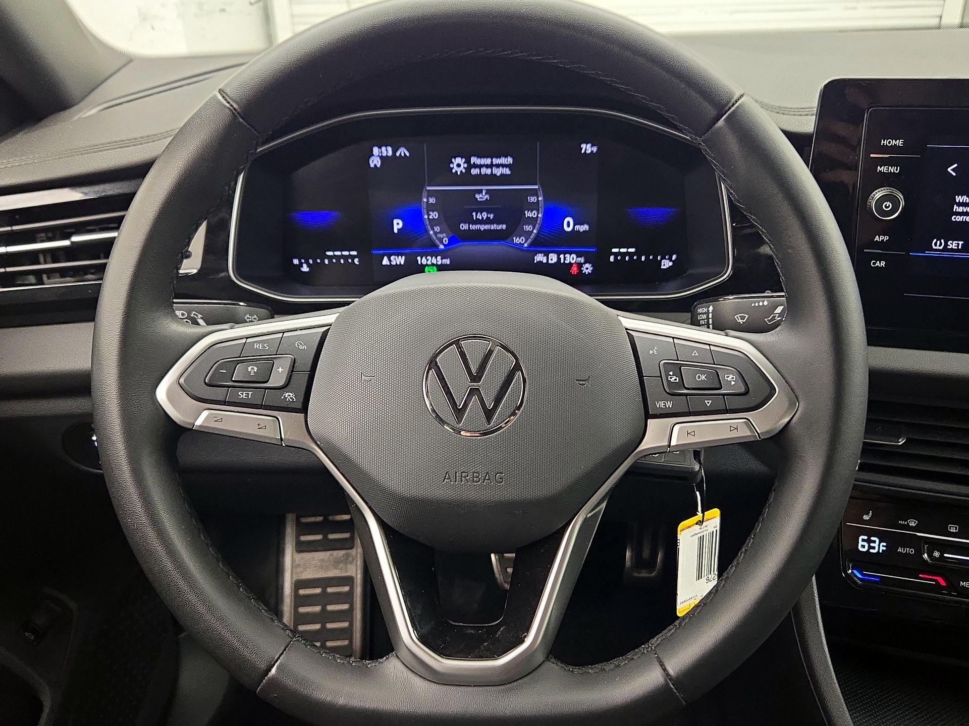 Thumbnail: 2025 Volkswagen Jetta - 10