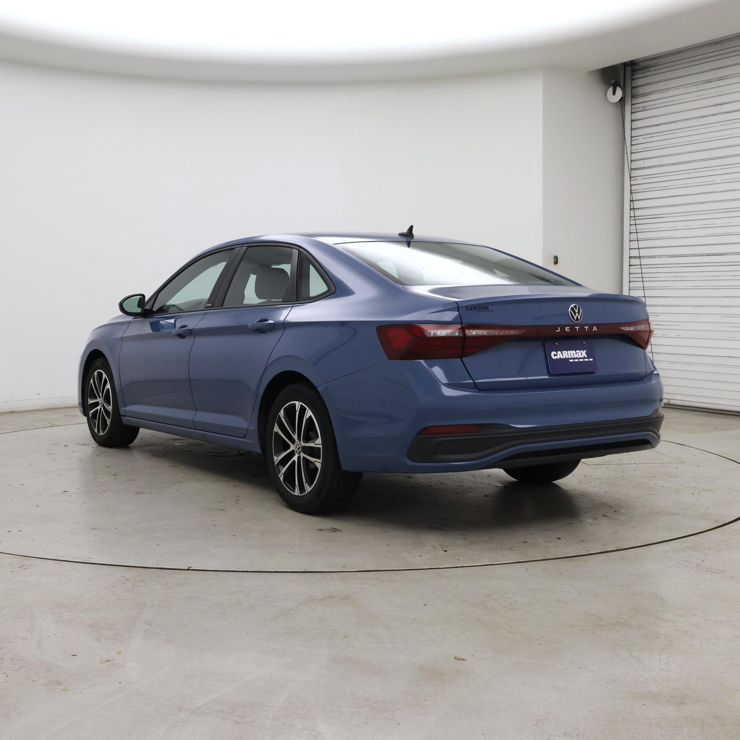 Thumbnail: 2025 Volkswagen Jetta - 2