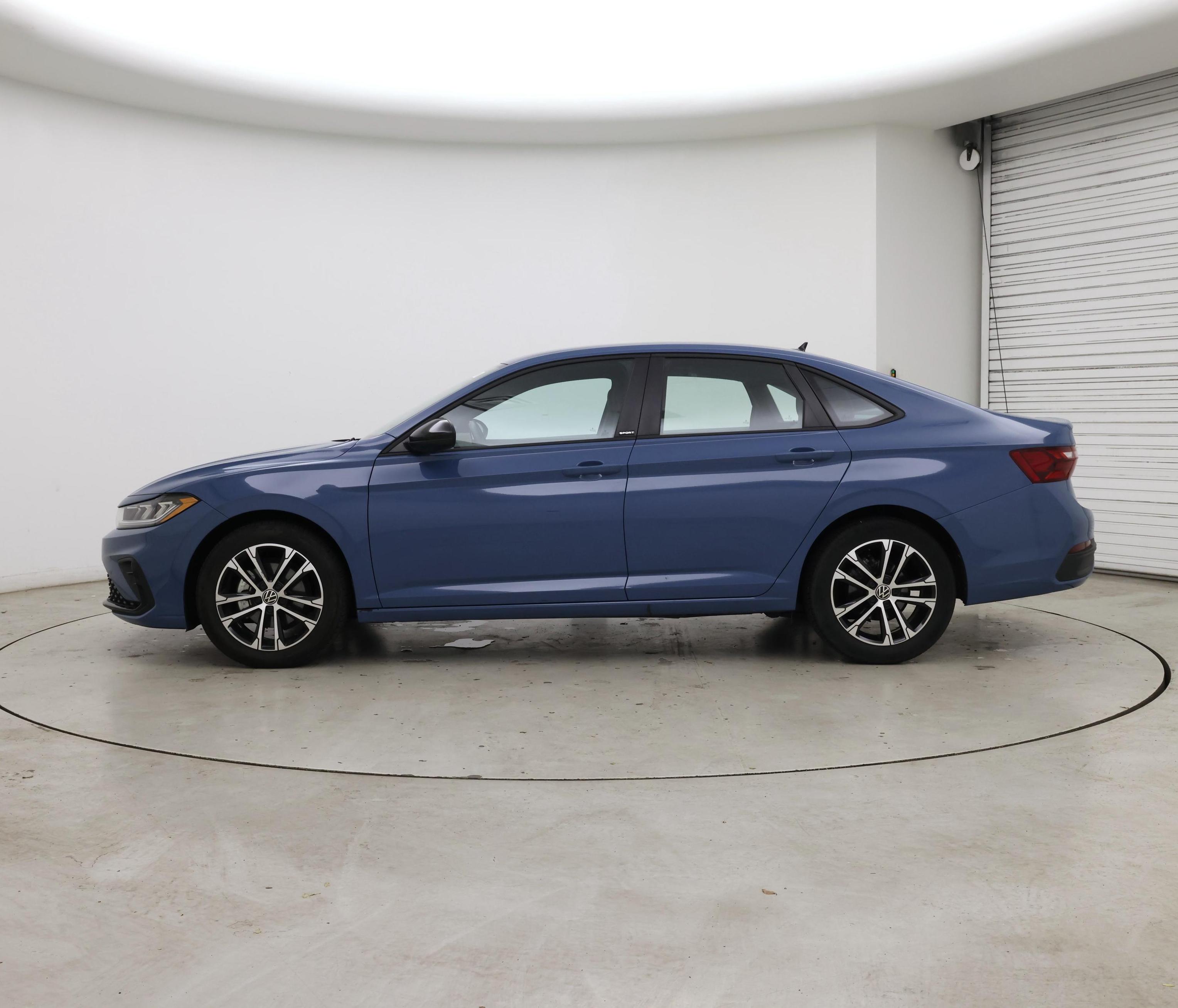 Thumbnail: 2025 Volkswagen Jetta - 3