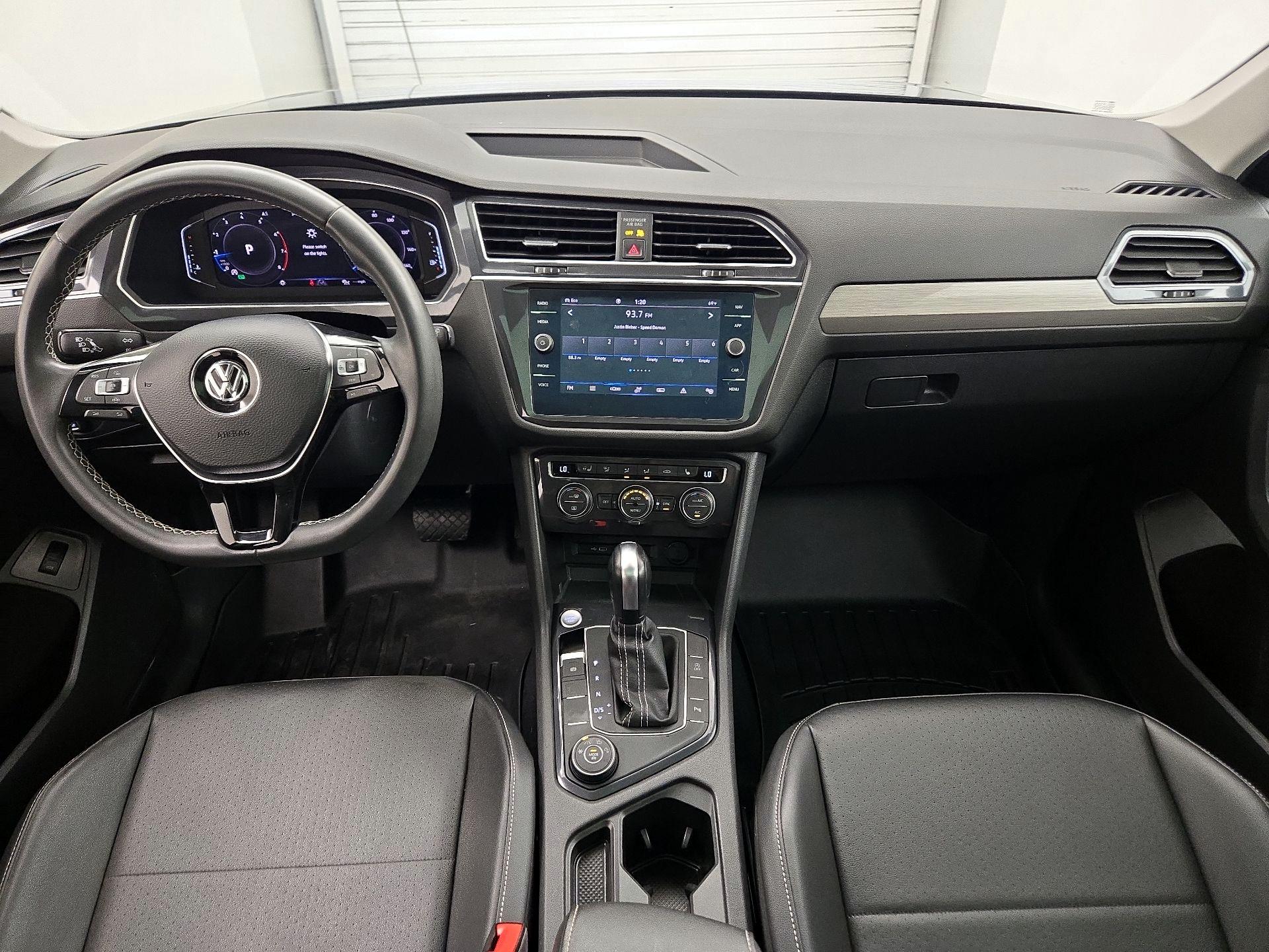 Thumbnail: 2021 Volkswagen Tiguan - 9