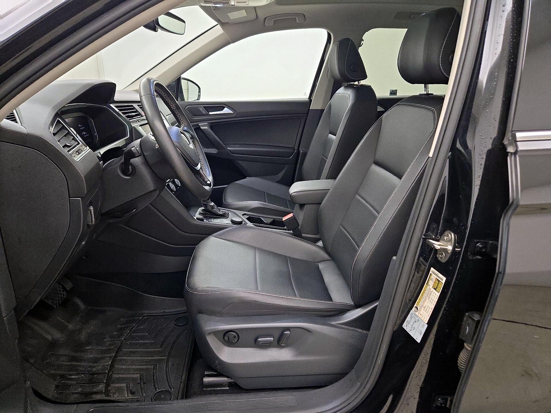 Thumbnail: 2021 Volkswagen Tiguan - 11