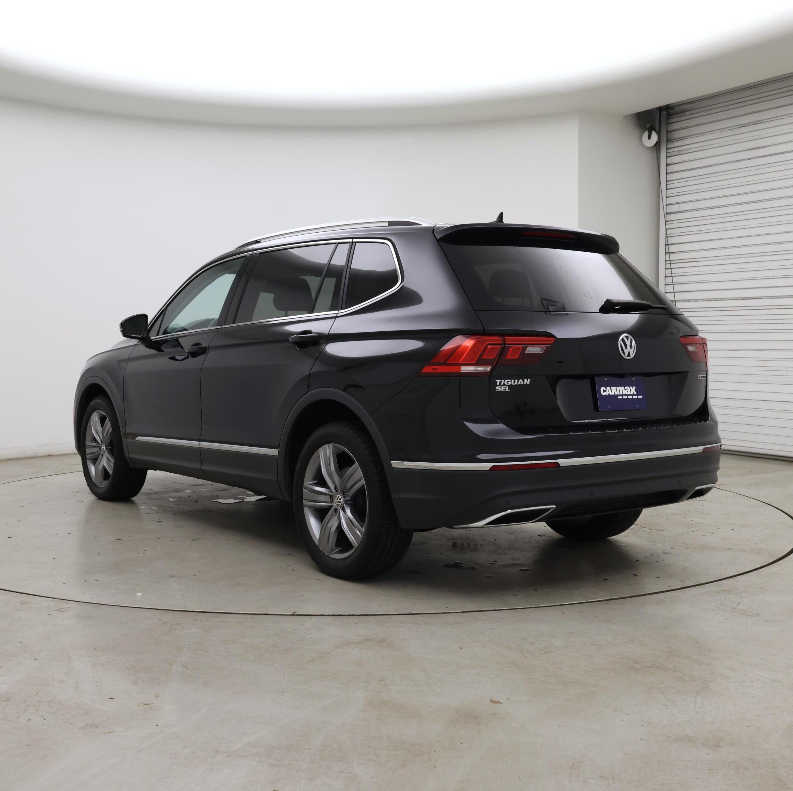 Thumbnail: 2021 Volkswagen Tiguan - 2