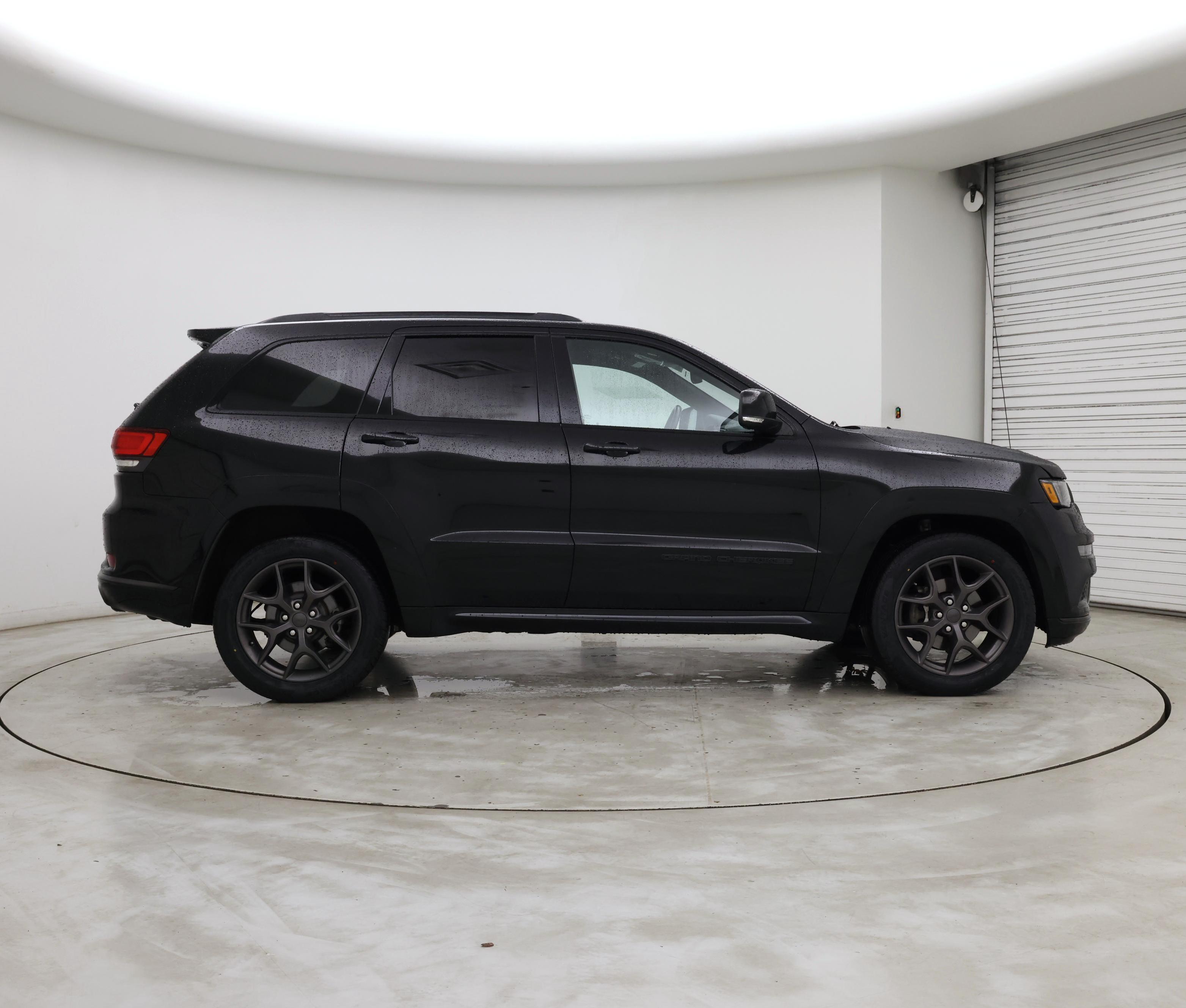 Thumbnail: 2020 Jeep Grand Cherokee - 7
