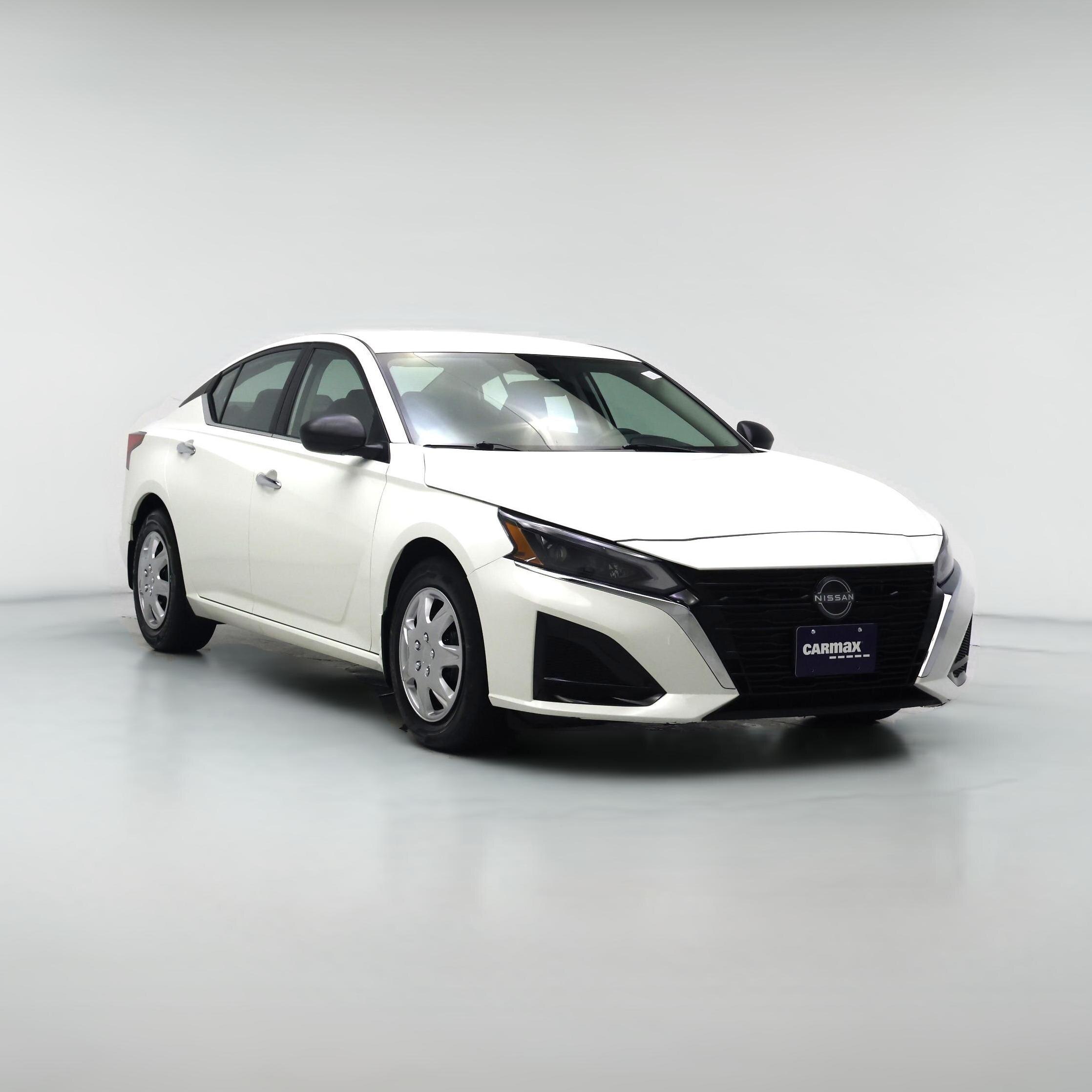 Thumbnail: 2024 Nissan Altima - 1