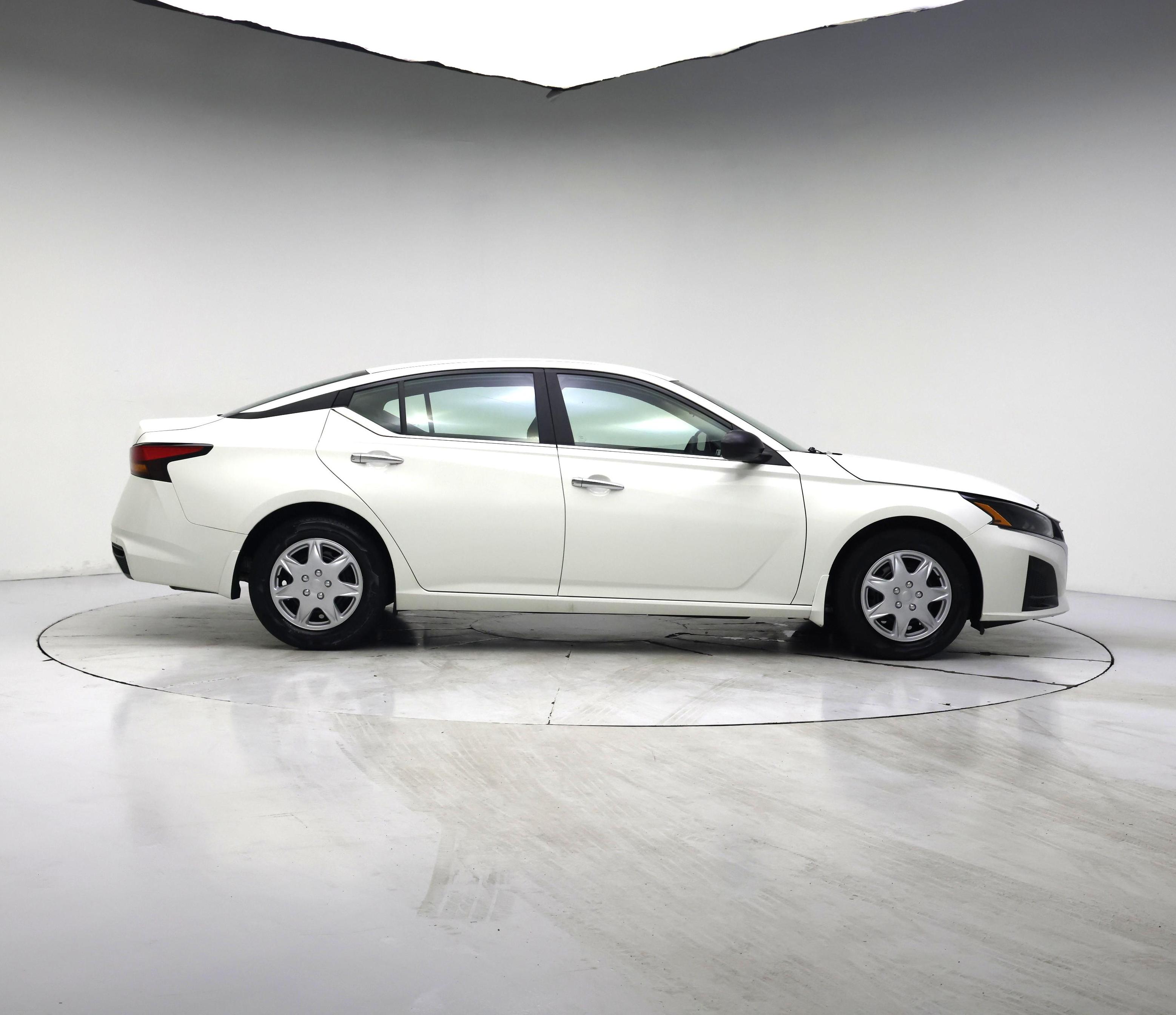 Thumbnail: 2024 Nissan Altima - 7