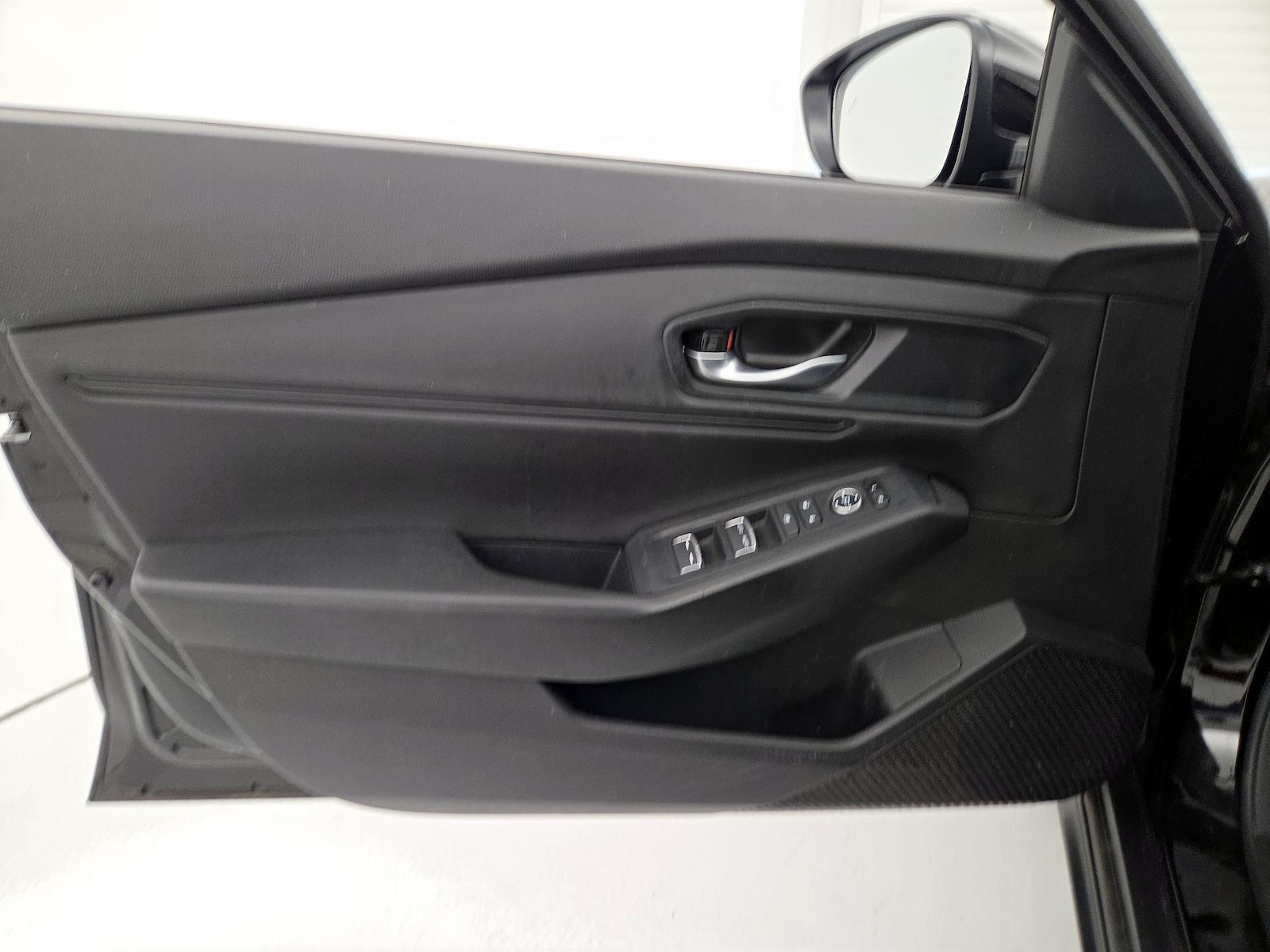 2025 Honda Accord SE - Photo 13