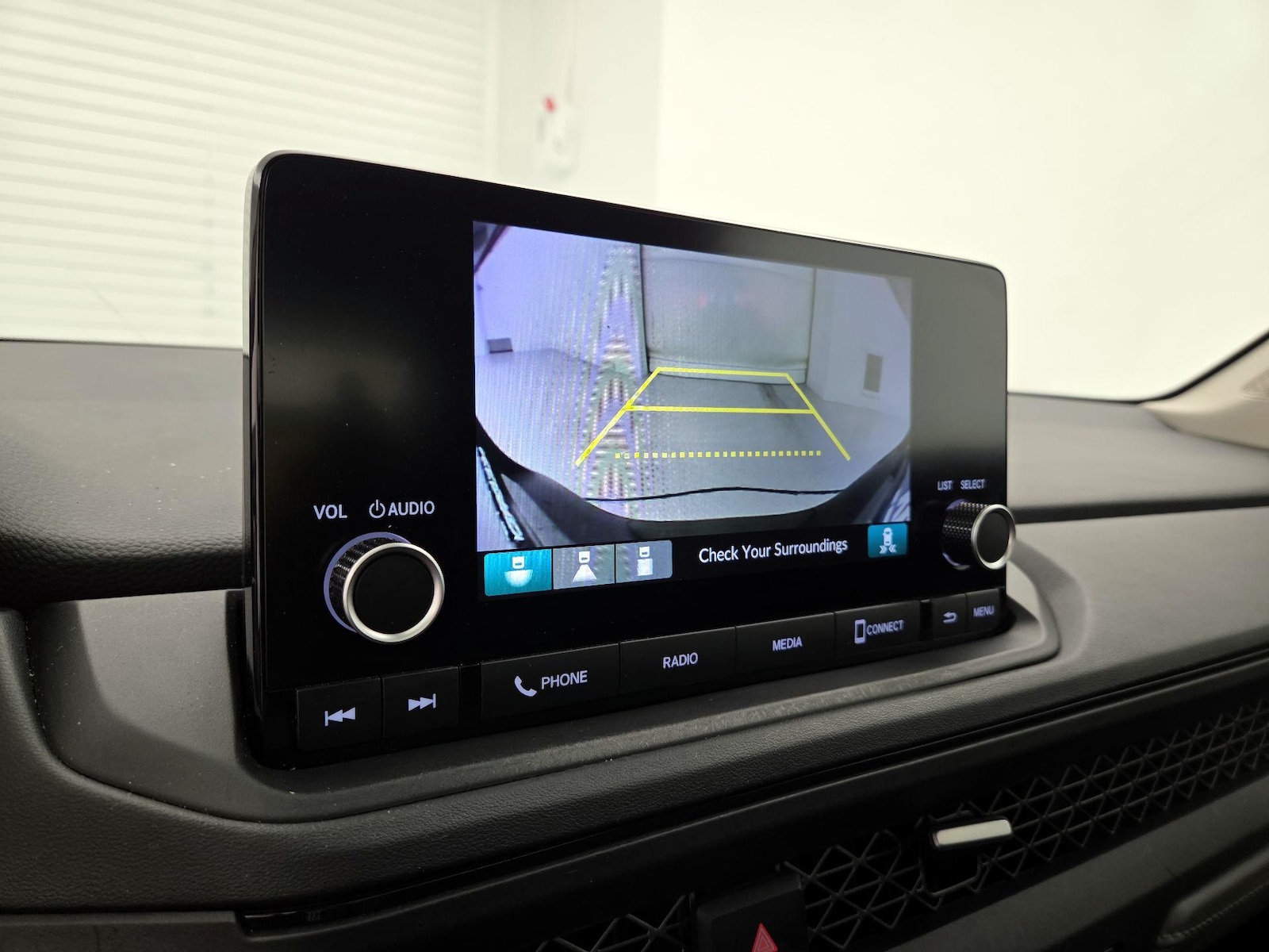 2025 Honda Accord SE - Photo 14
