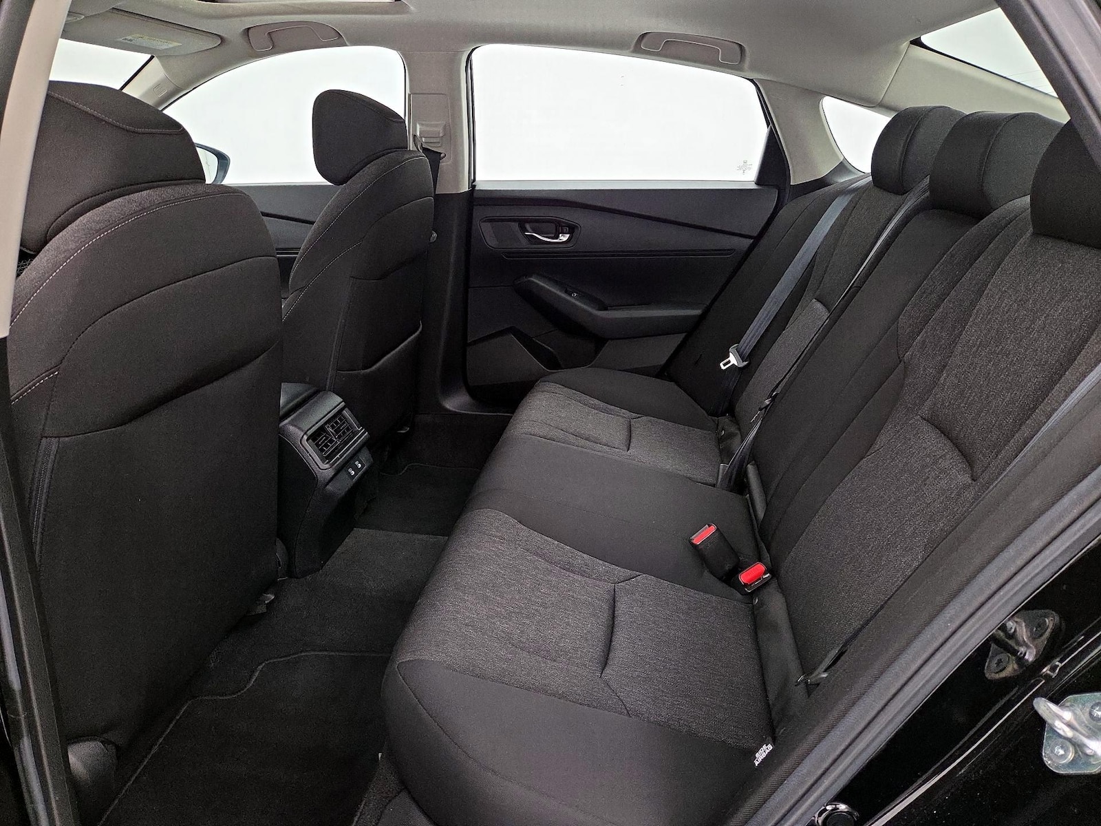 2025 Honda Accord SE - Photo 20