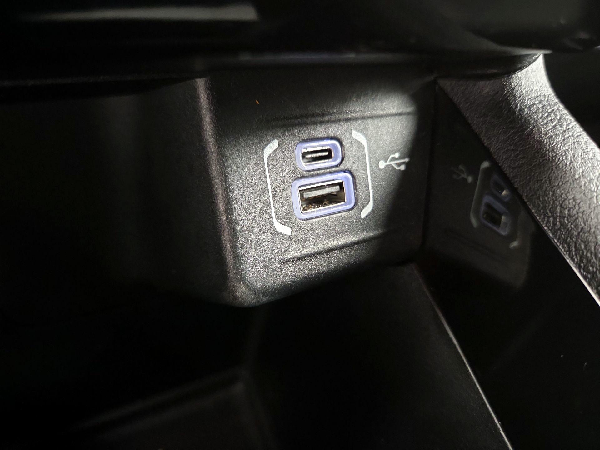 Thumbnail: 2023 Jeep Compass - 18