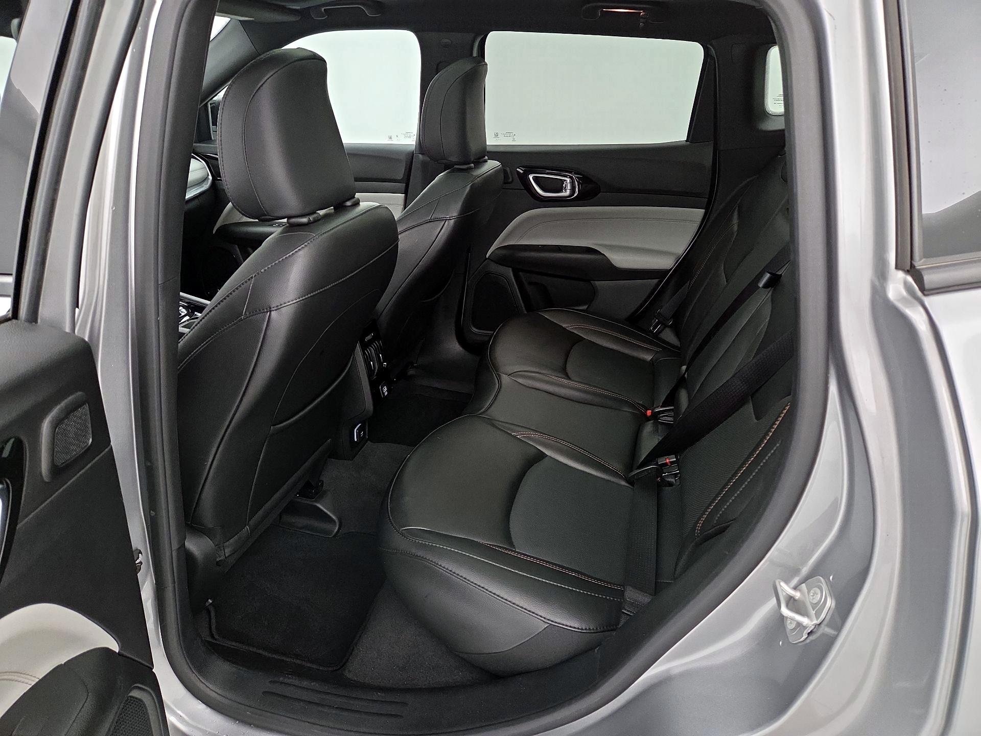 Thumbnail: 2023 Jeep Compass - 20